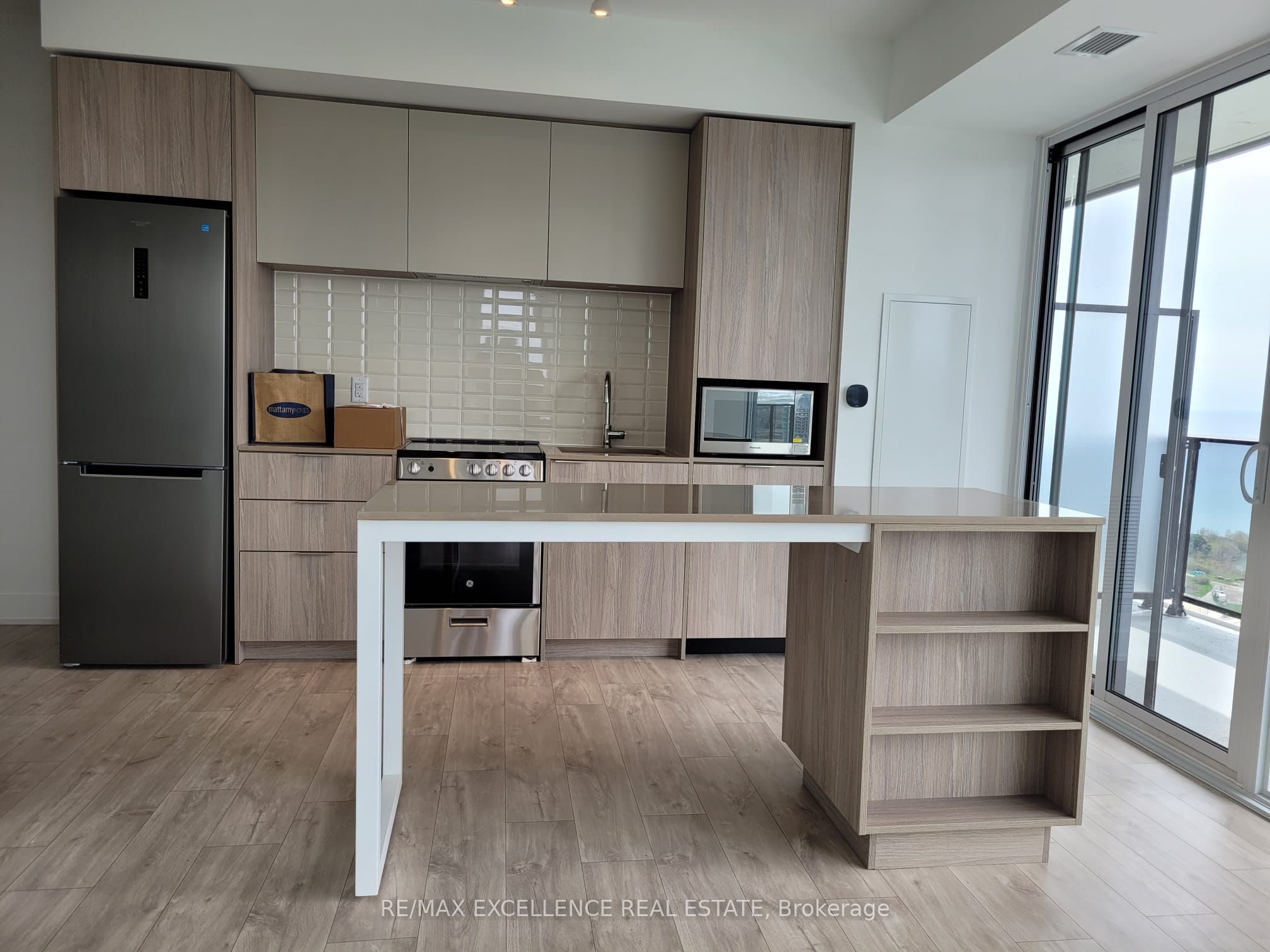 70 Annie Craig Drive 2708, Toronto, ON M8V 0C2