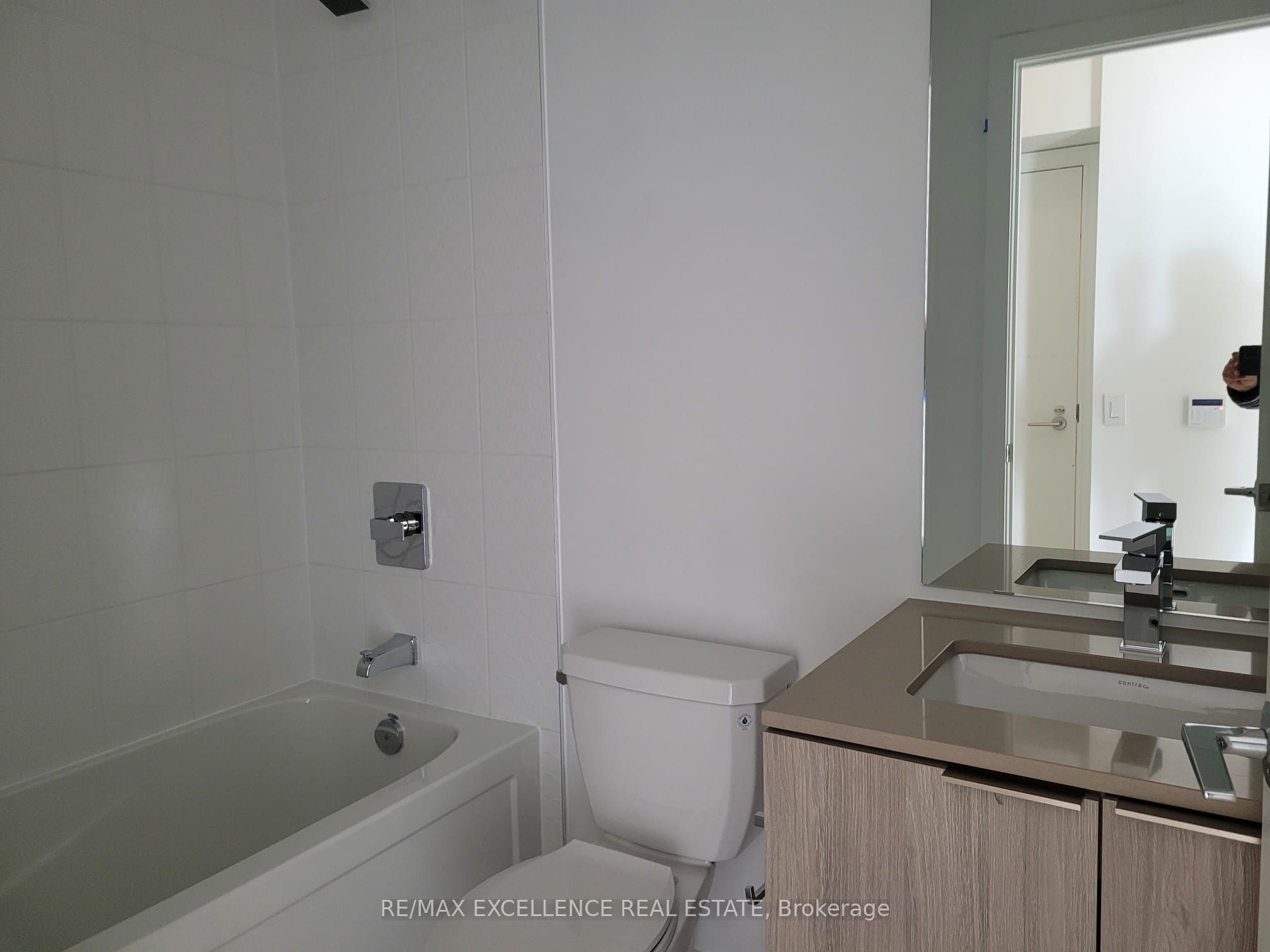 70 Annie Craig Drive 2708, Toronto, ON M8V 0C2 photo 5