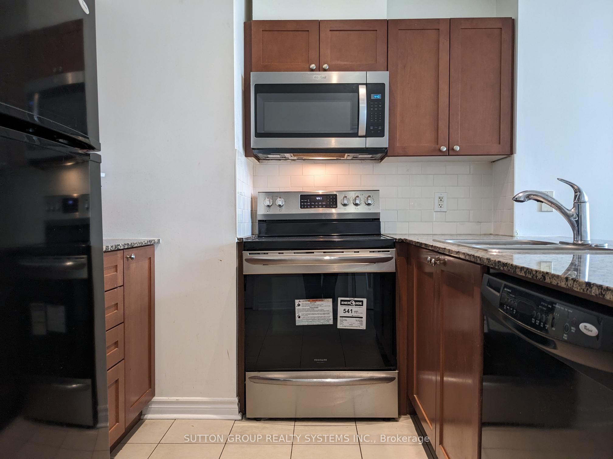 3525 Kariya Drive 209, Mississauga, ON L5B 0C2 photo 3
