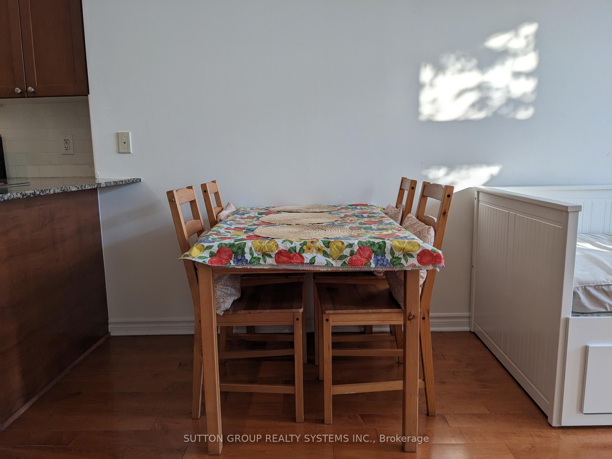 3525 Kariya Drive 209, Mississauga, ON L5B 0C2 photo 5