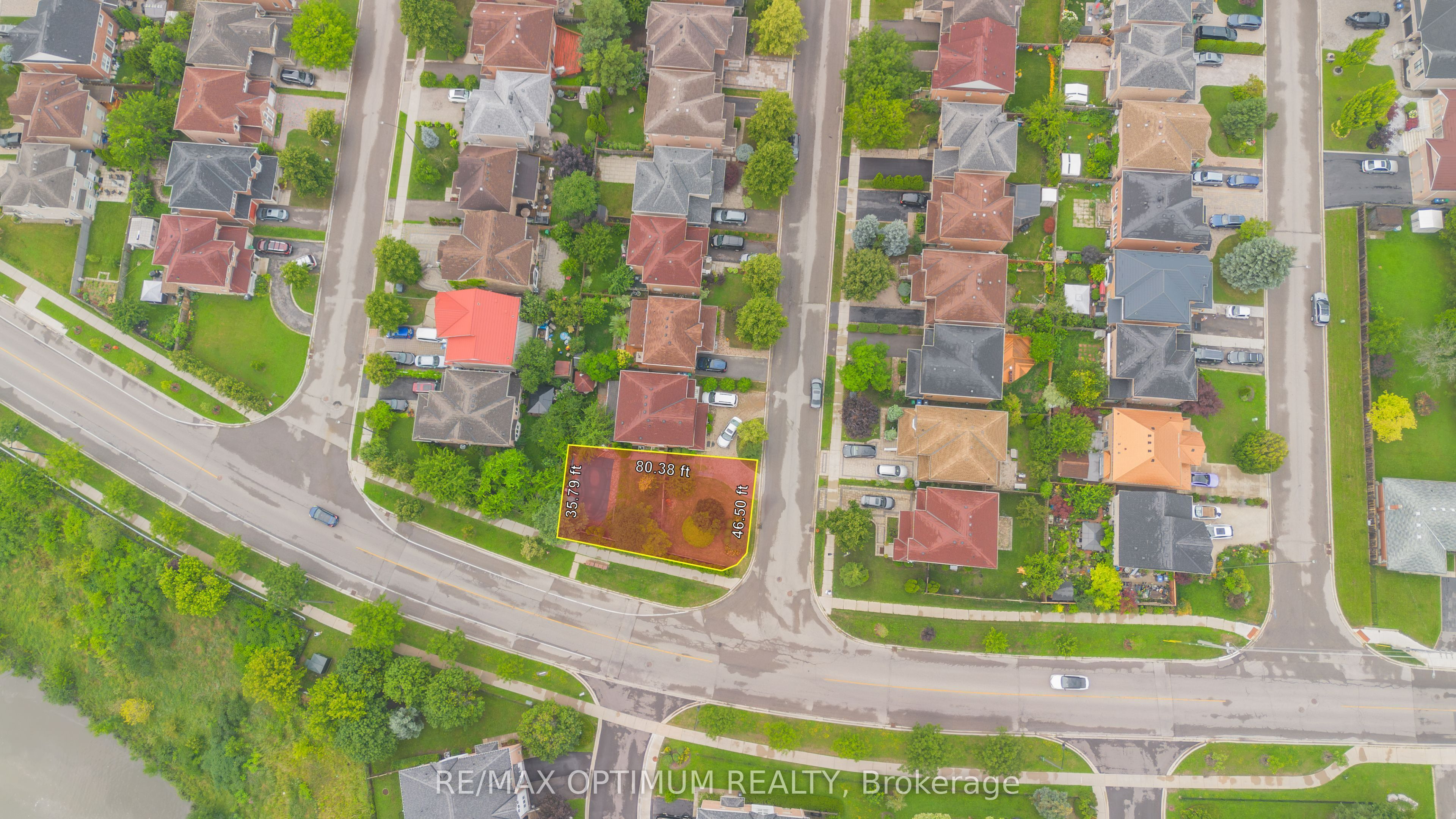 3140 High Springs Crescent, Mississauga, ON L5B 4G4 photo 5