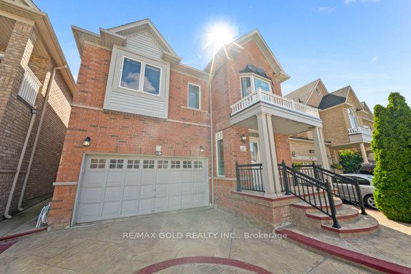 14 Beckenham Road, Brampton, ON L6P 2L7 photo 4