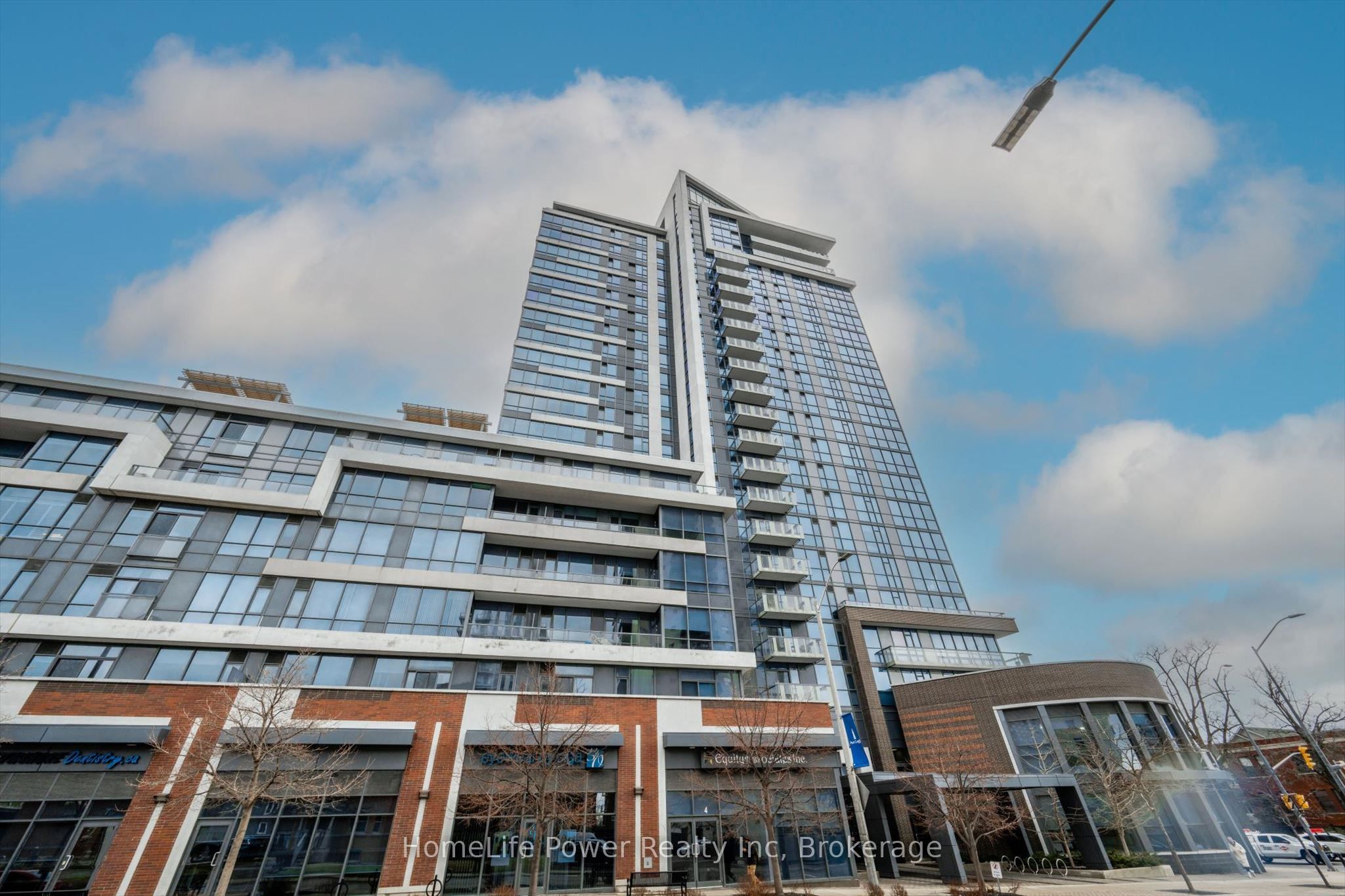 1 Hurontario Street 1201, Mississauga, ON L5G 0A3 photo 2