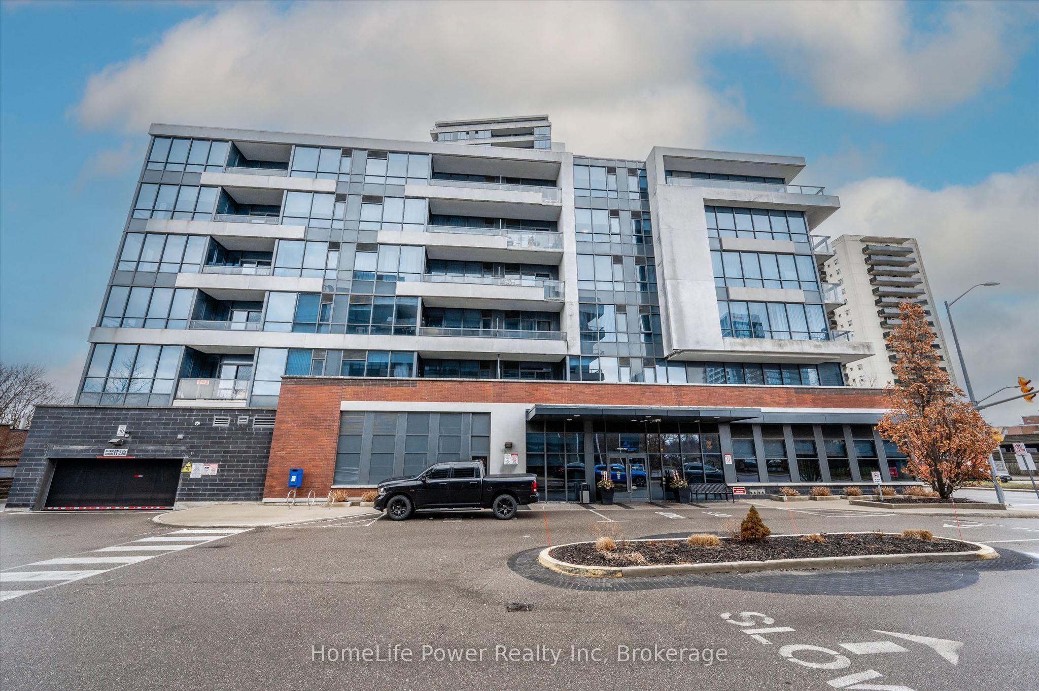 1 Hurontario Street 1201, Mississauga, ON L5G 0A3 photo 3