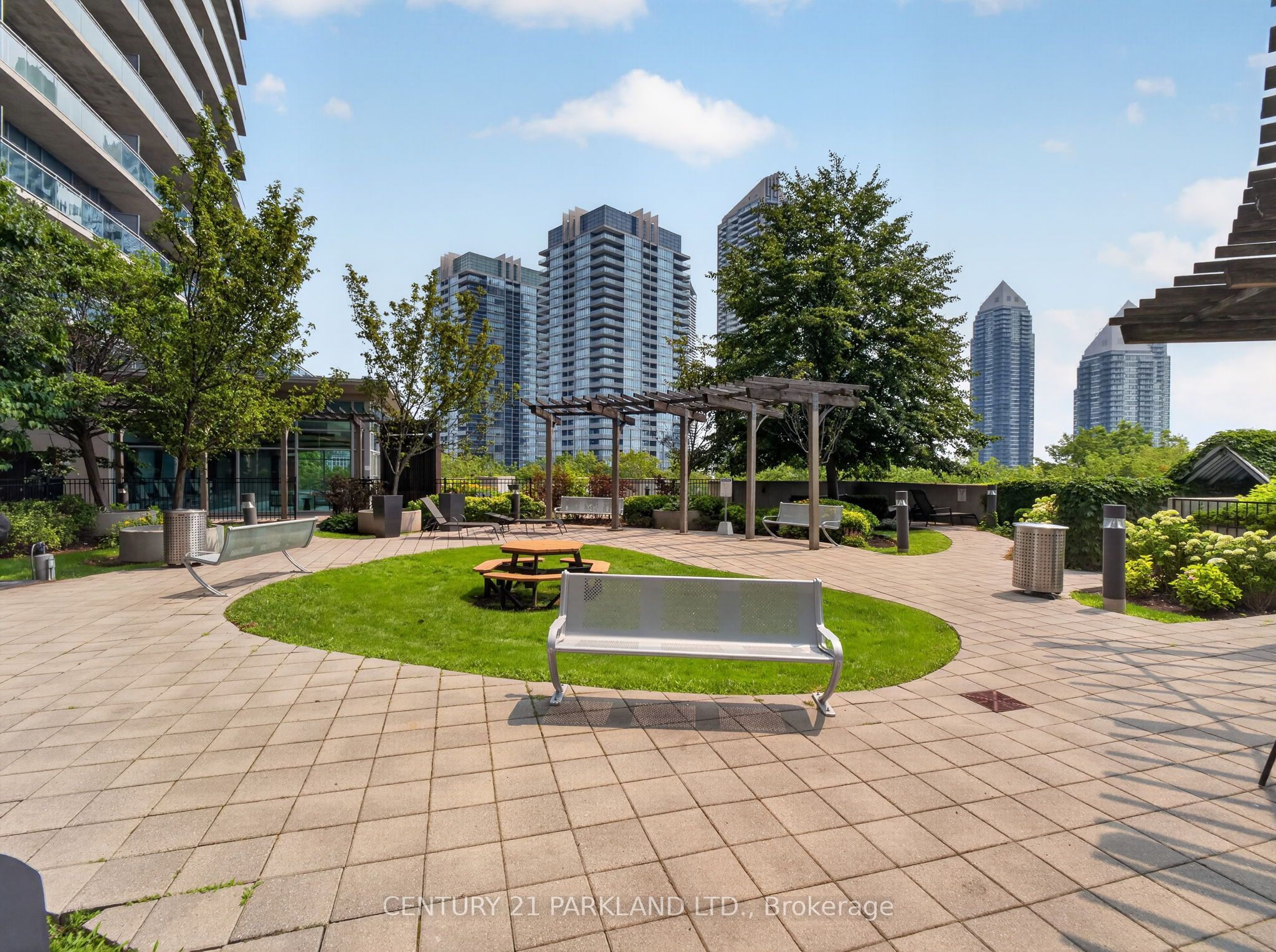 155 Legion Road 1103, Toronto, ON M8Y 0A7 photo 5