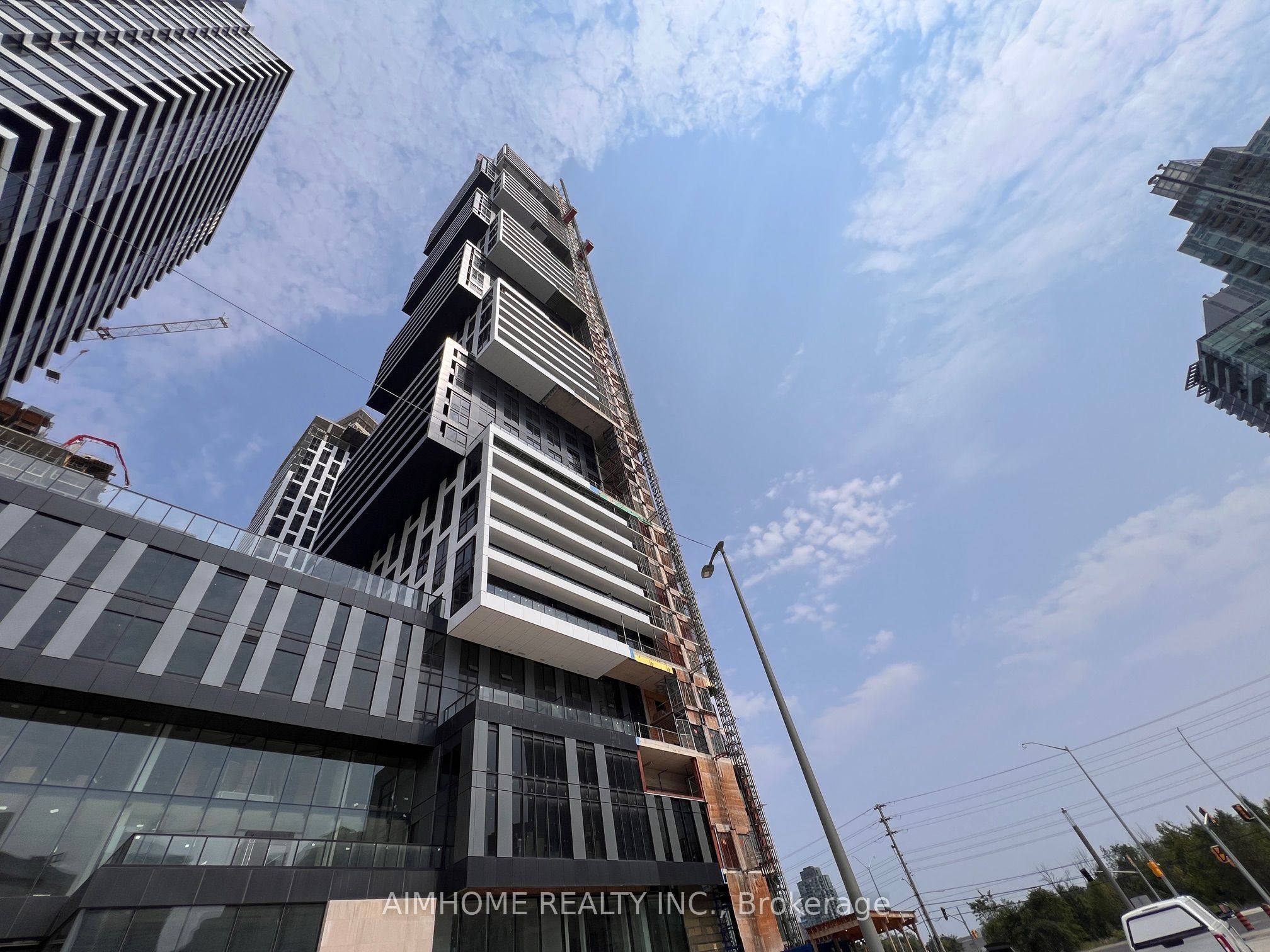 4015 W The Exchange W 1511, Mississauga, ON L5B 1M7