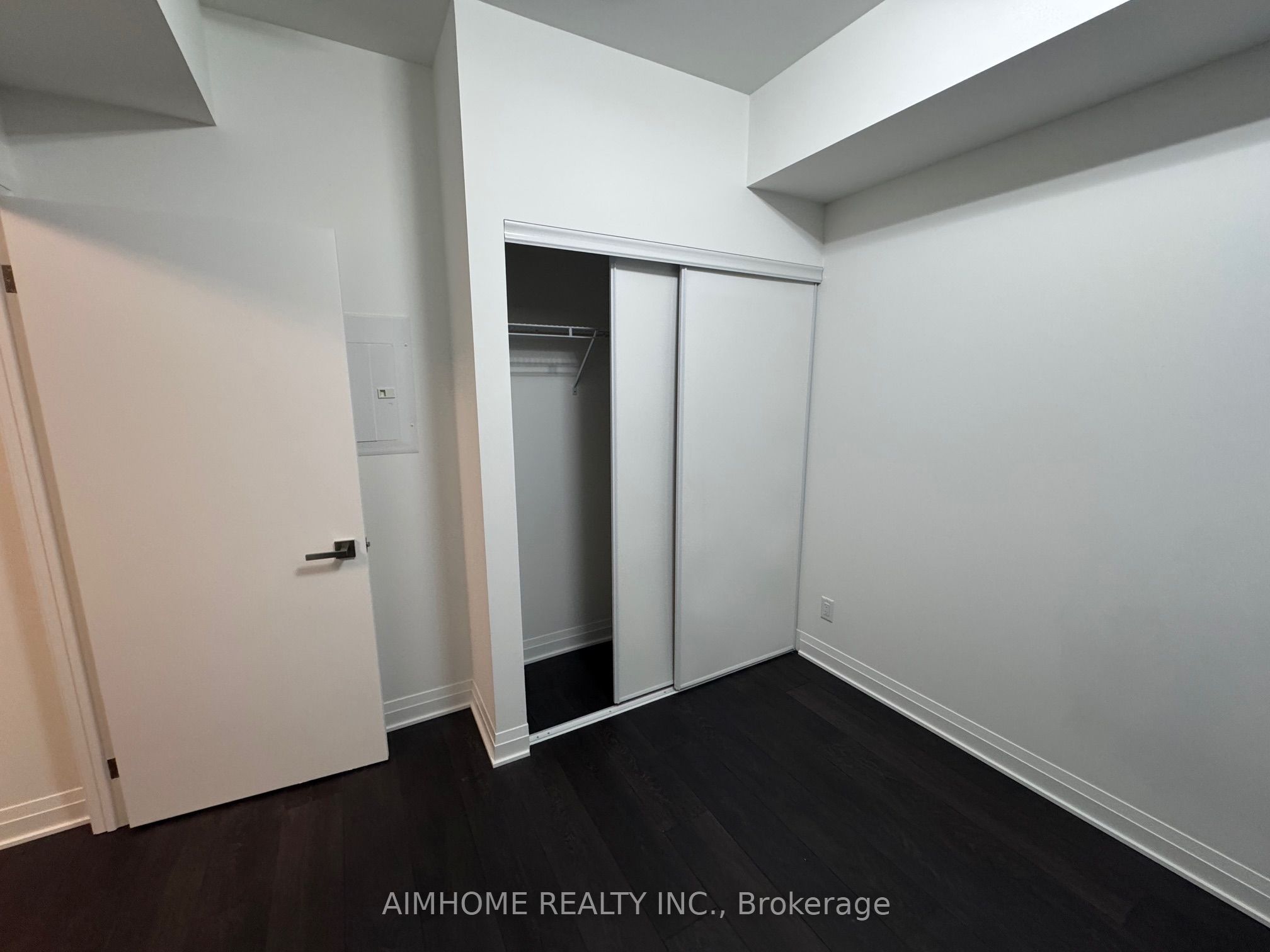 4015 W The Exchange W 1511, Mississauga, ON L5B 1M7 photo 4