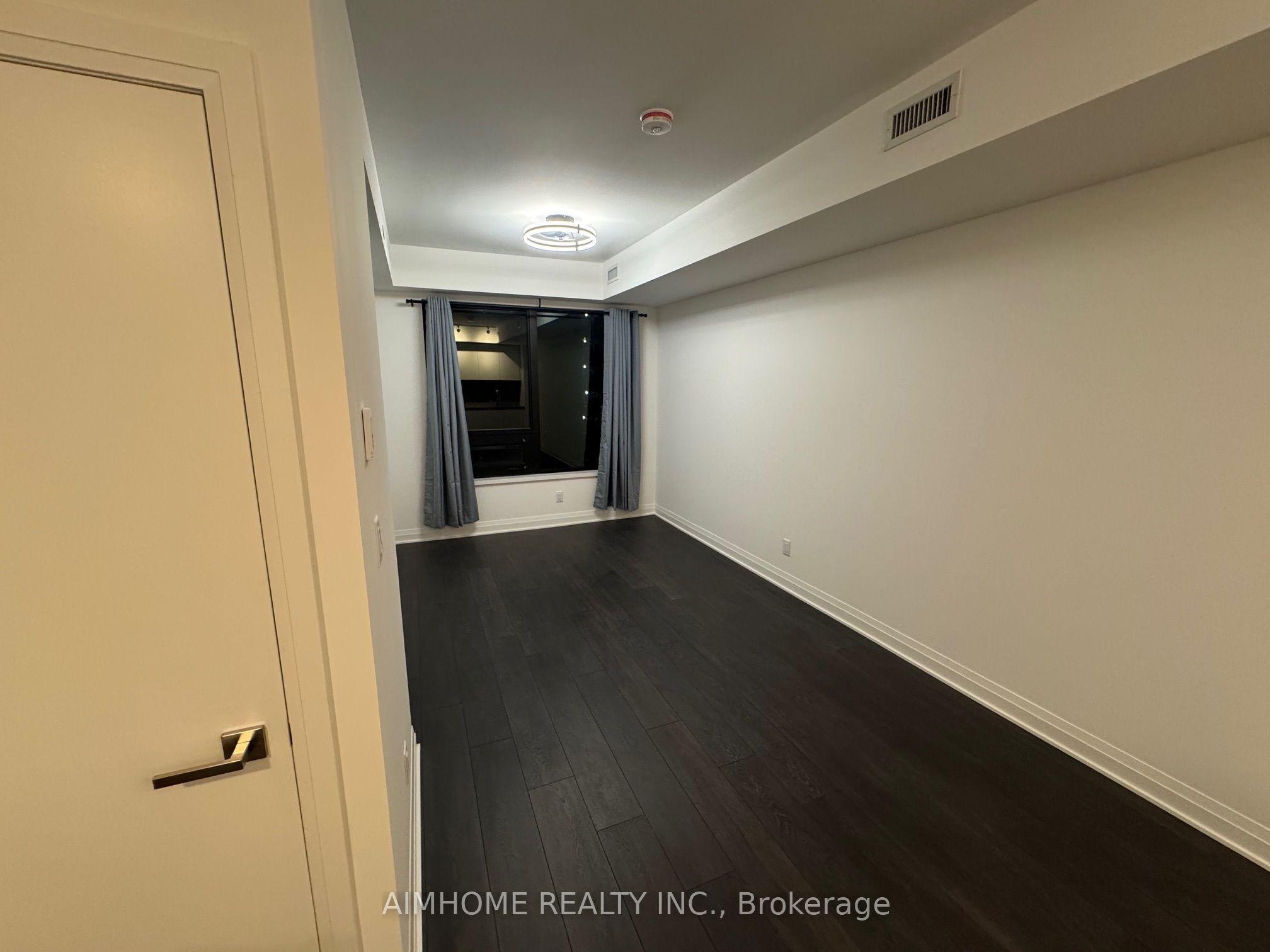 4015 W The Exchange W 1511, Mississauga, ON L5B 1M7 photo 5