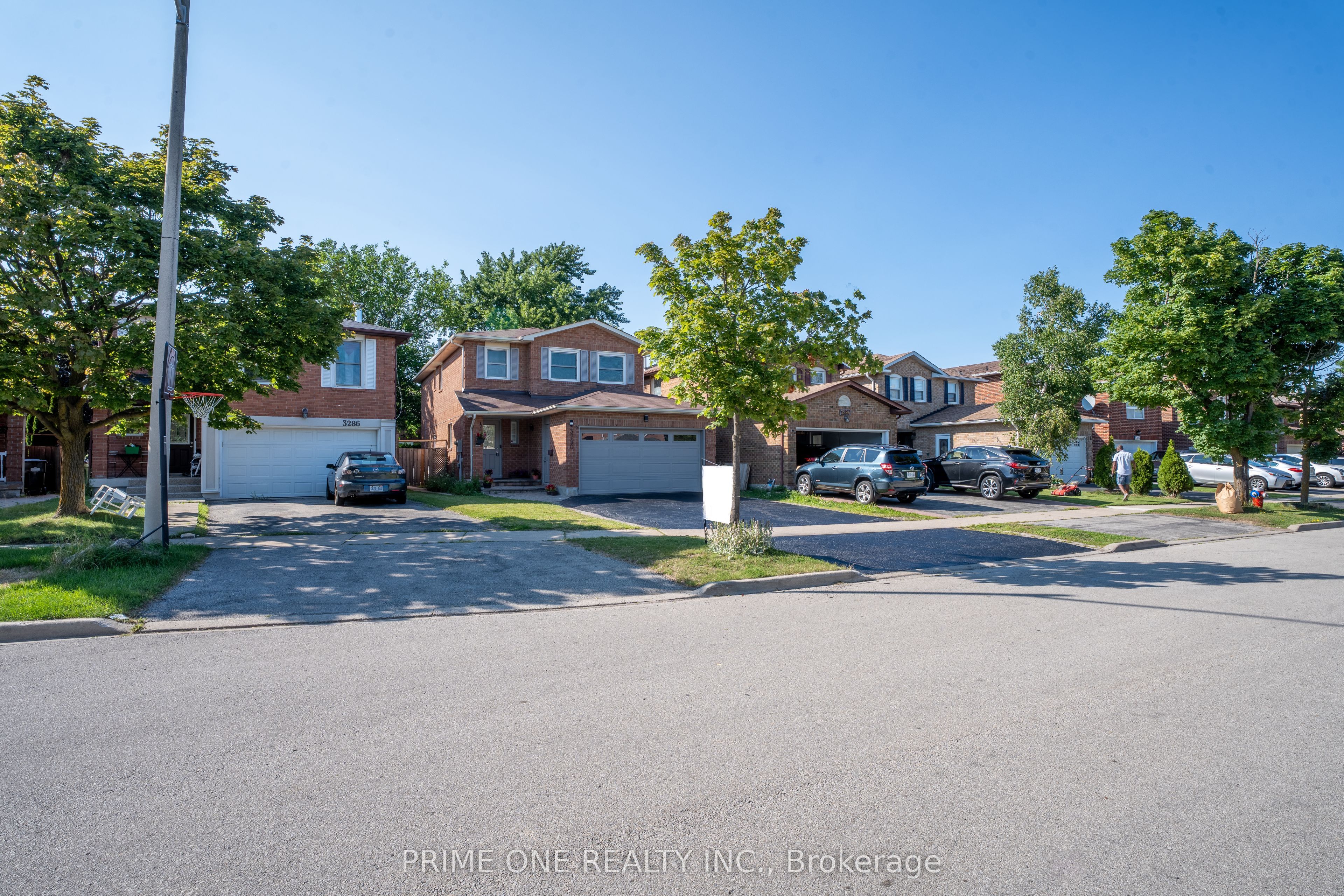 3290 Cambourne Crescent, Mississauga, ON L5N 5P7 photo 5
