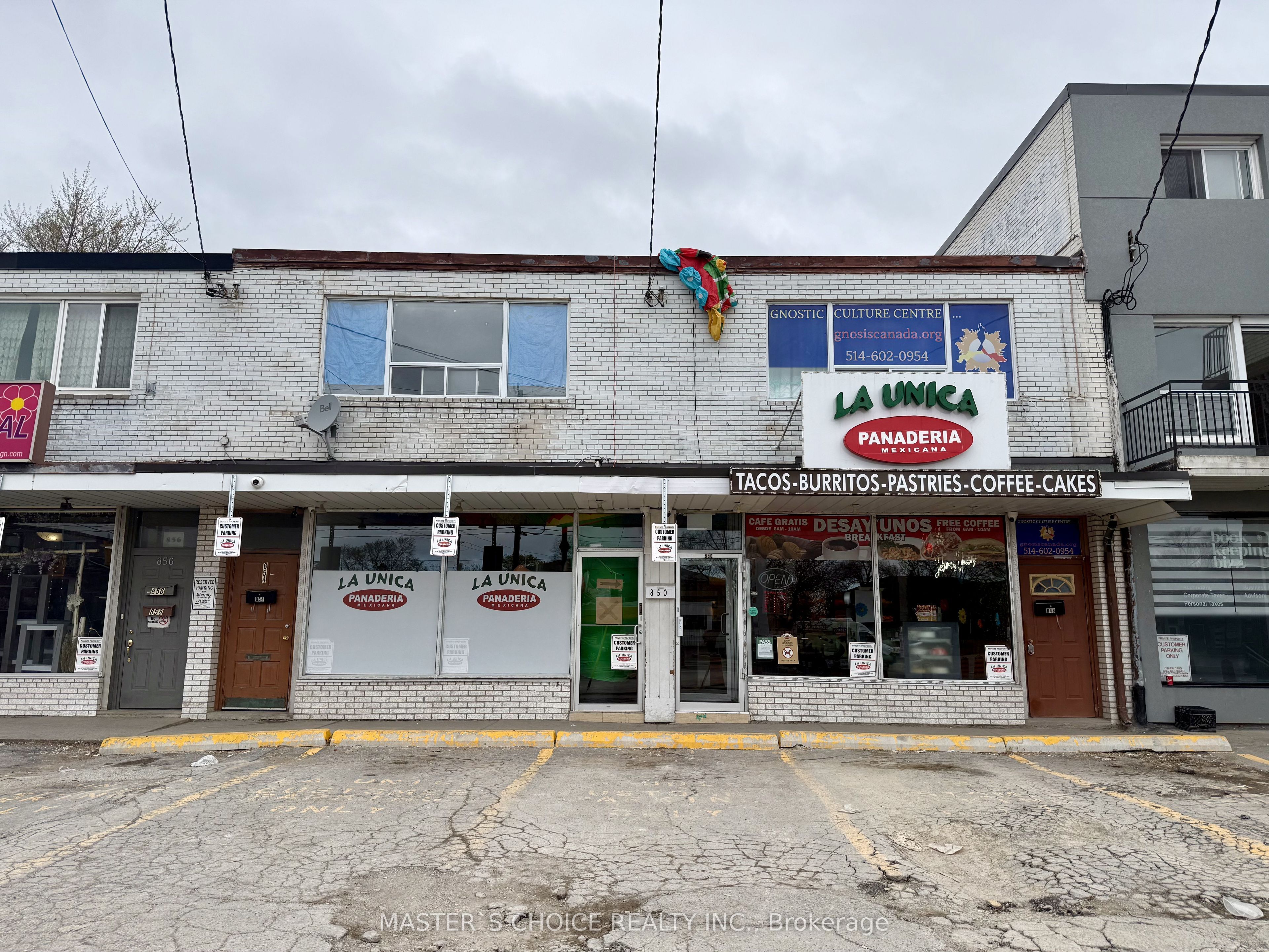 848-850 Wilson Avenue, Toronto, ON M3K 1E5 photo 2