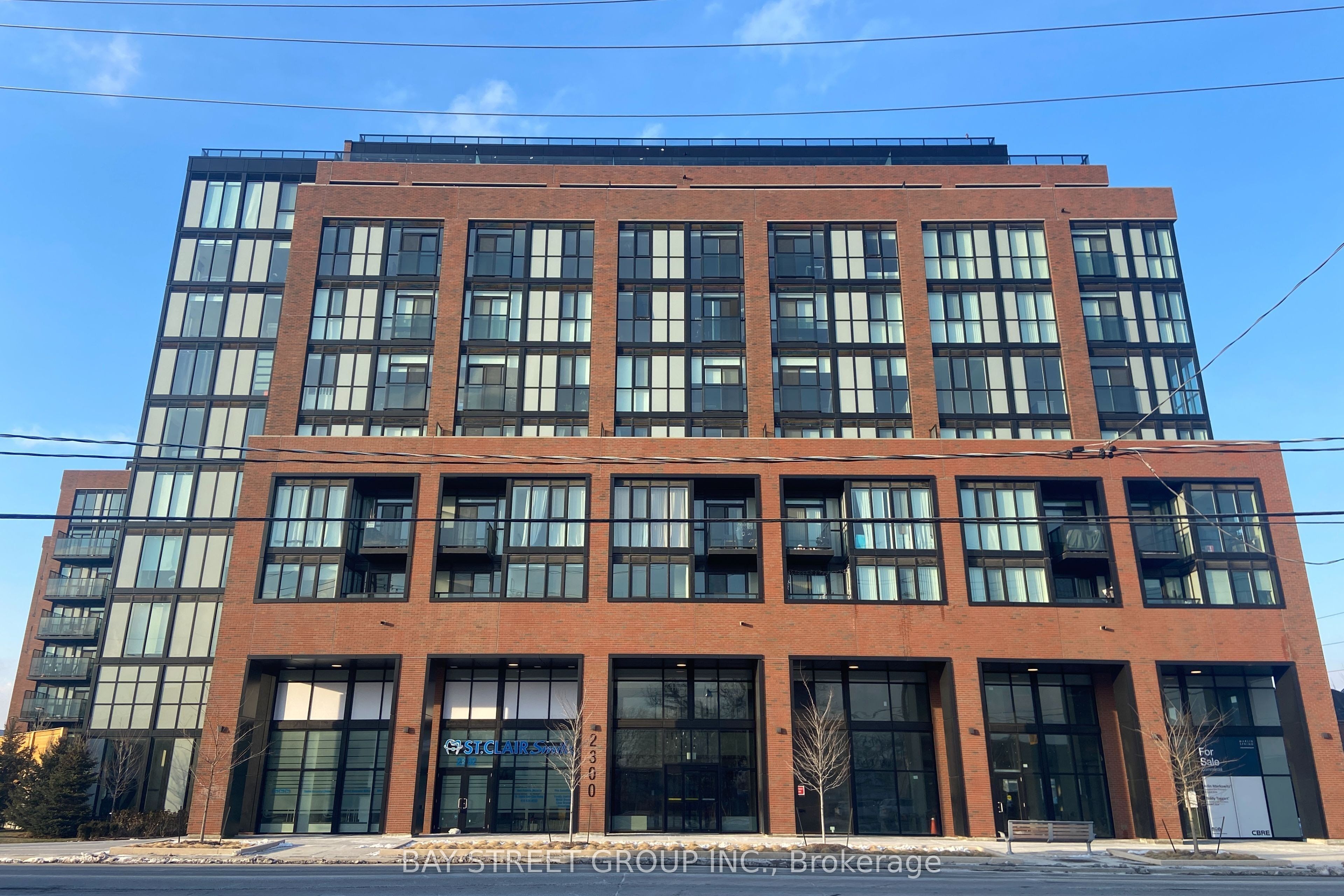 2300 St Clair Avenue W 515, Toronto, ON M6N 1K8 photo 2