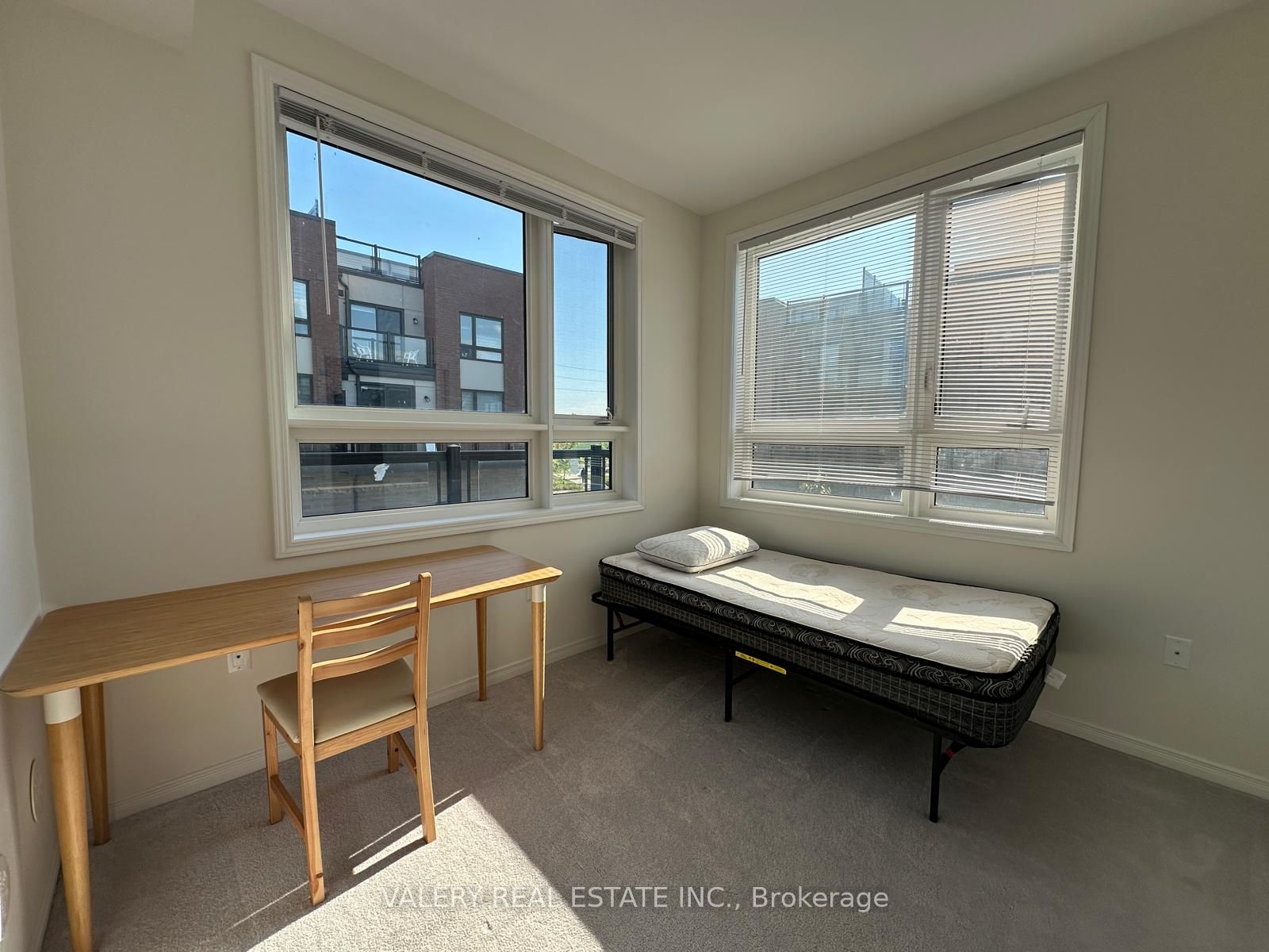 20 Woodstream Drive 15, Toronto, ON M9W 0G1