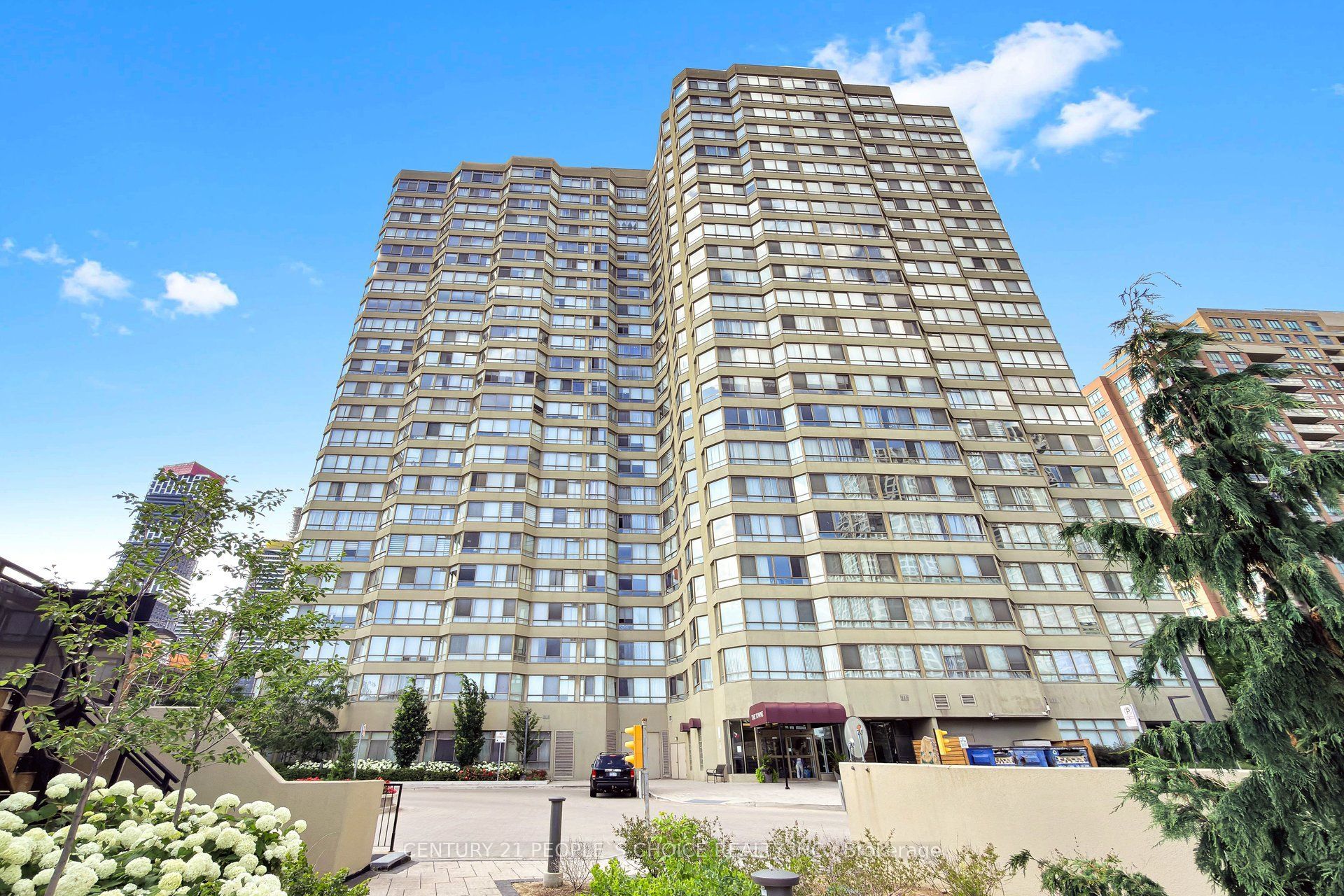 3605 Kariya Drive 109B, Mississauga, ON L5B 3J4 photo 2