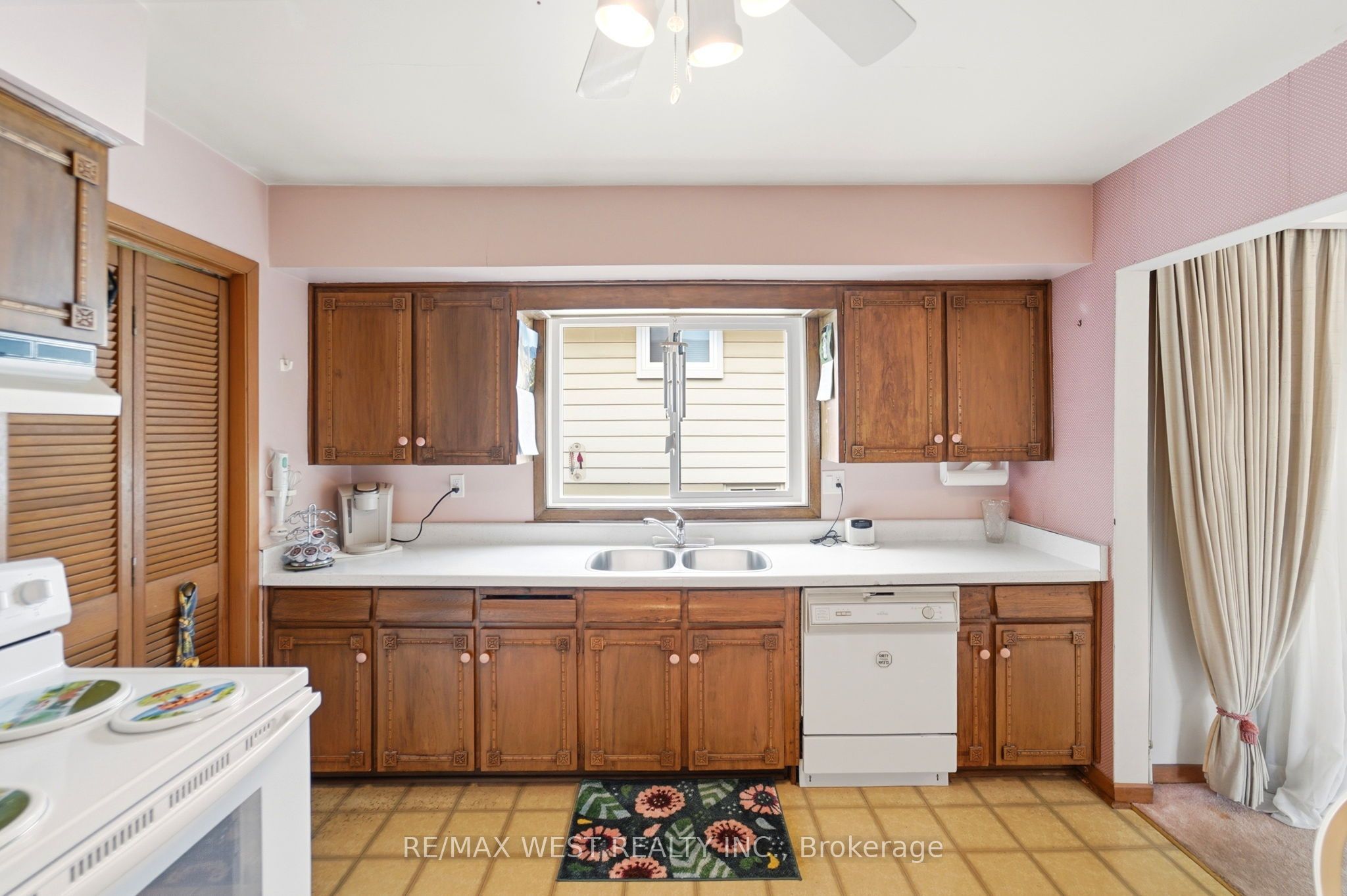 491 Shannon Crescent, Burlington, ON L7L 2R6 photo 4