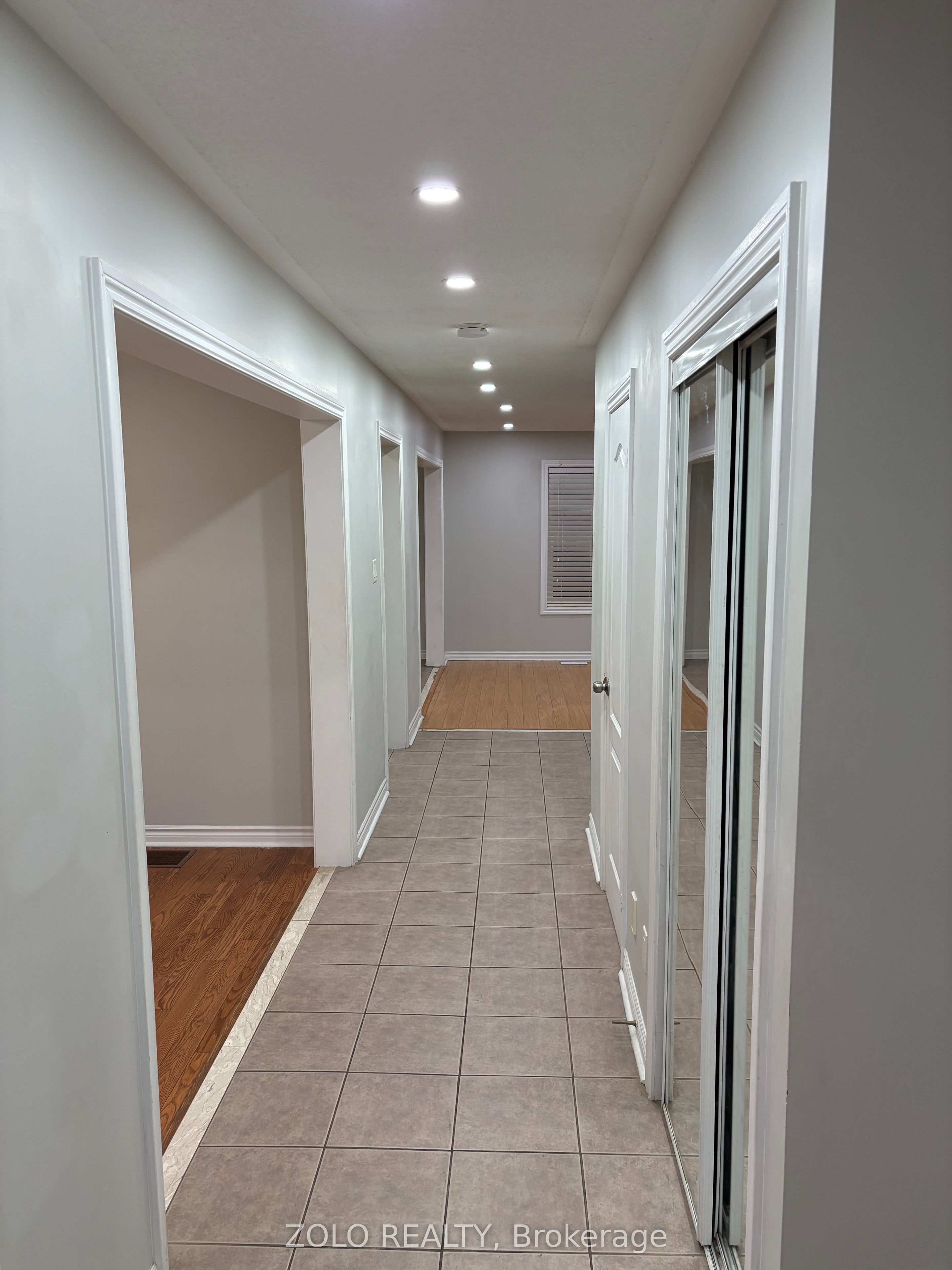 48 Echoridge Drive E, Brampton, ON L7A 3K8 photo 4