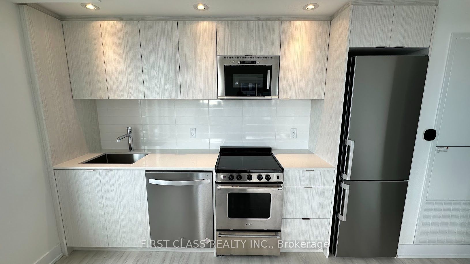 10 Eva Road 2502, Toronto, ON M9C 0B3 photo 2