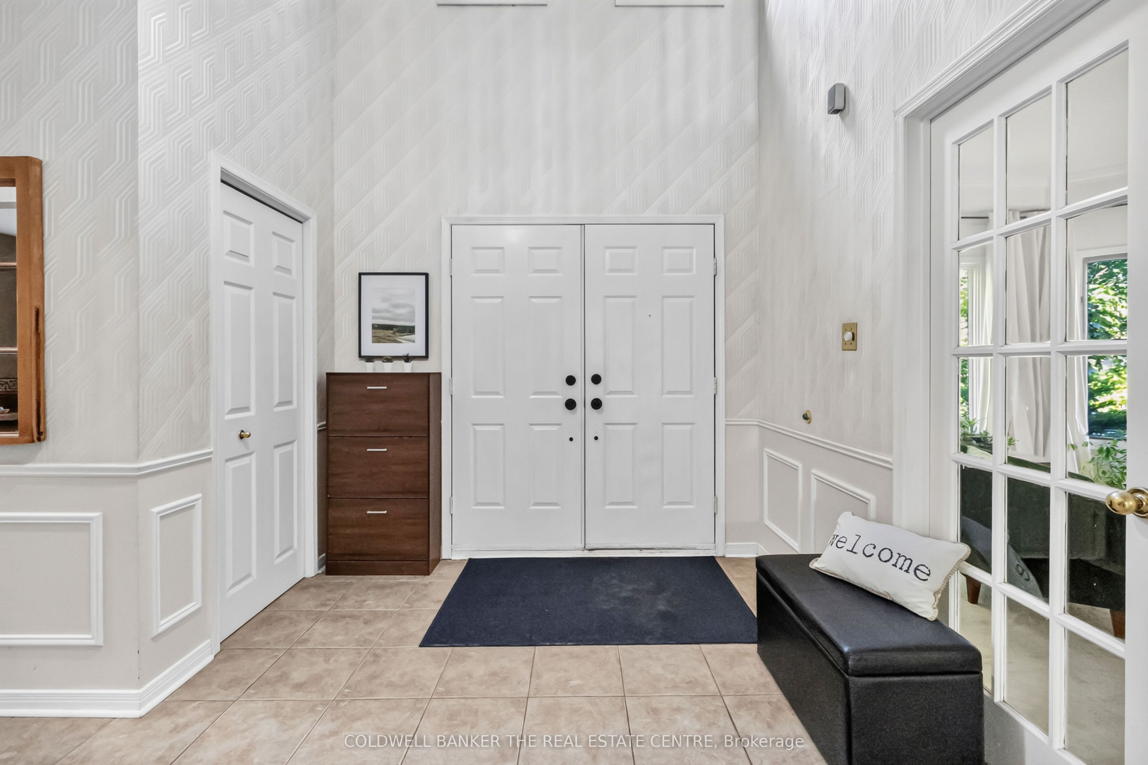 2040 Markle Drive, Oakville, ON L6H 3T3 photo 4