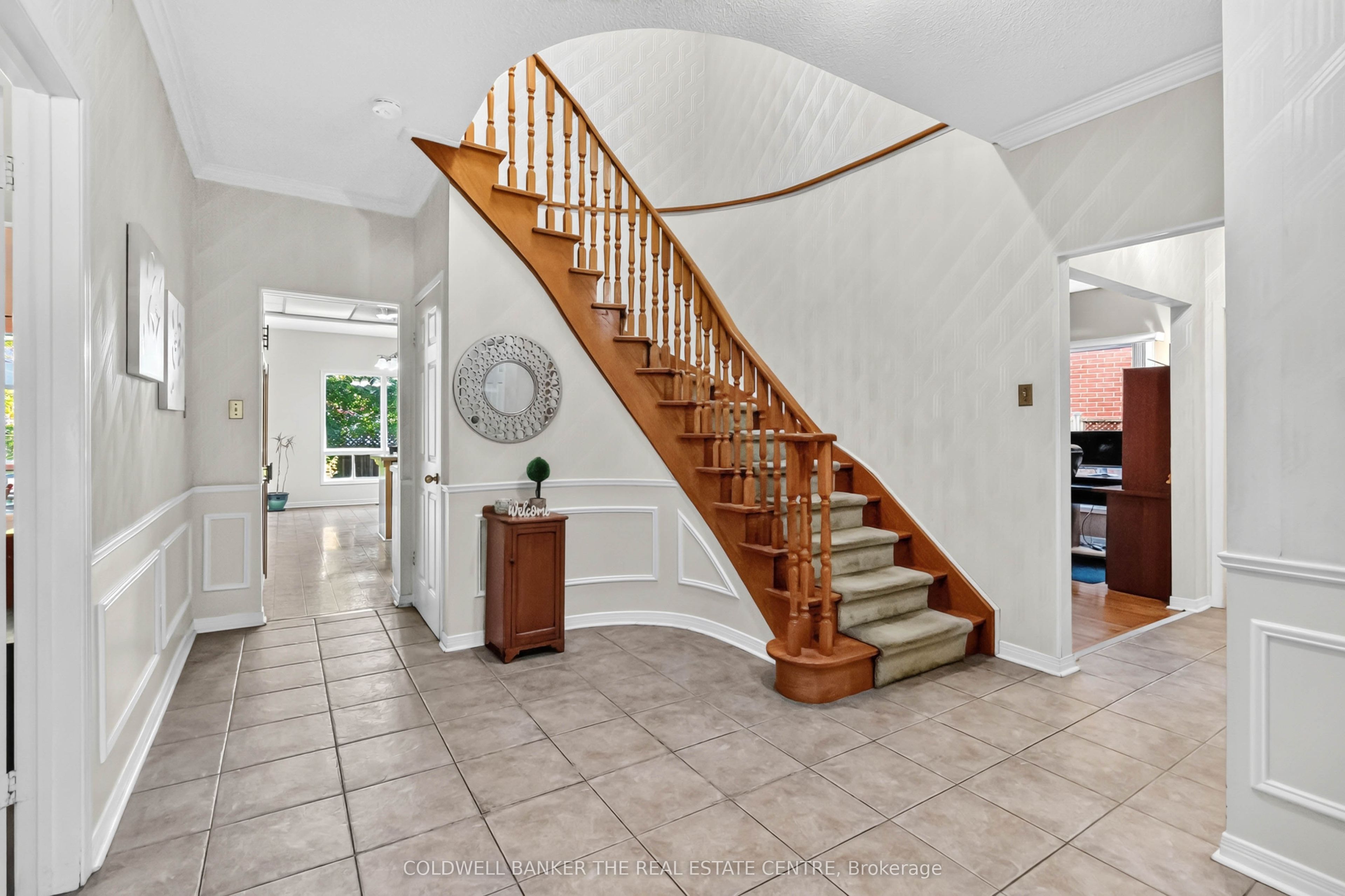 2040 Markle Drive, Oakville, ON L6H 3T3 photo 5