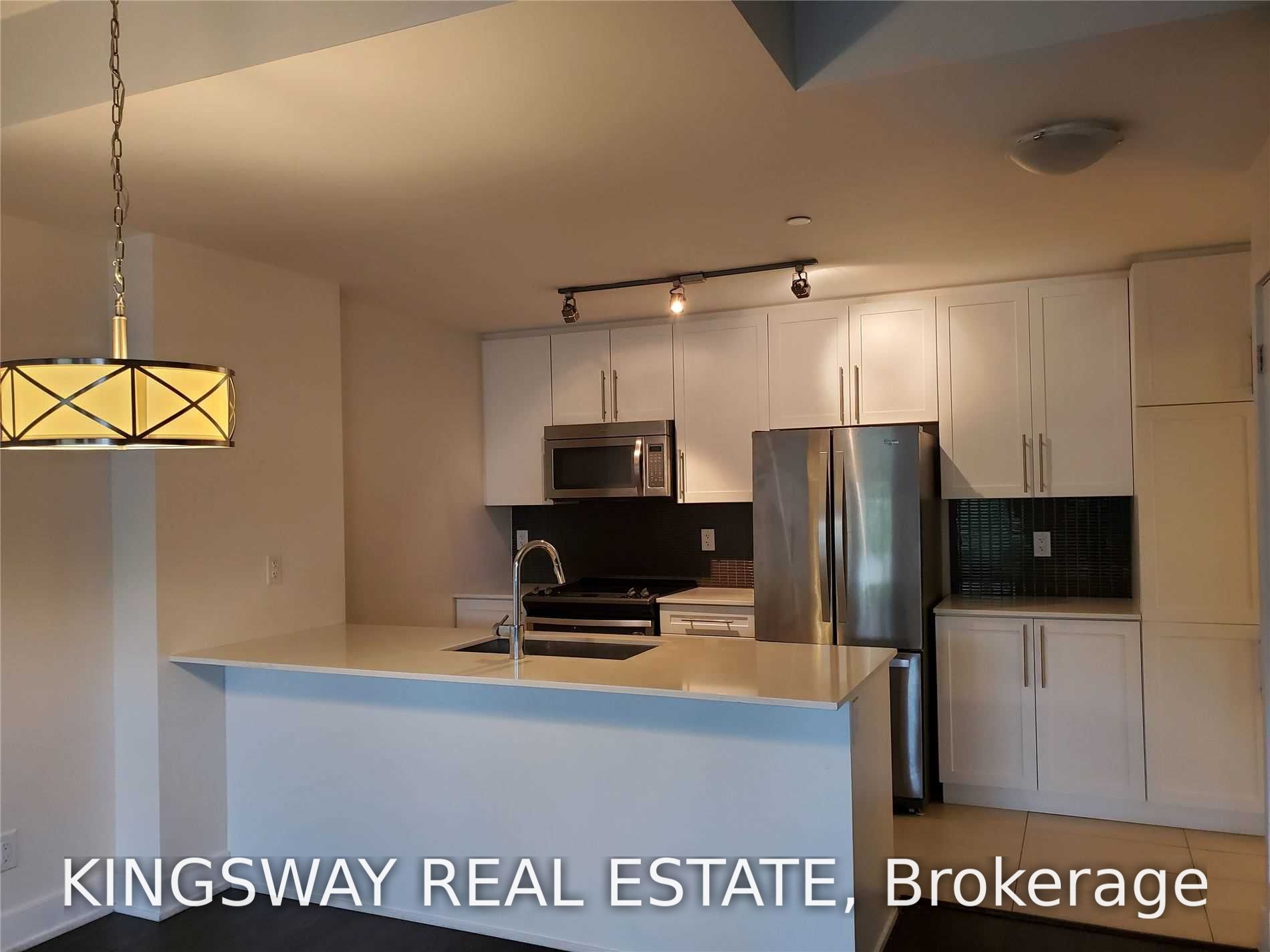 4011 Brickstone Mews Th3, Mississauga, ON L5B 0J7 photo 5