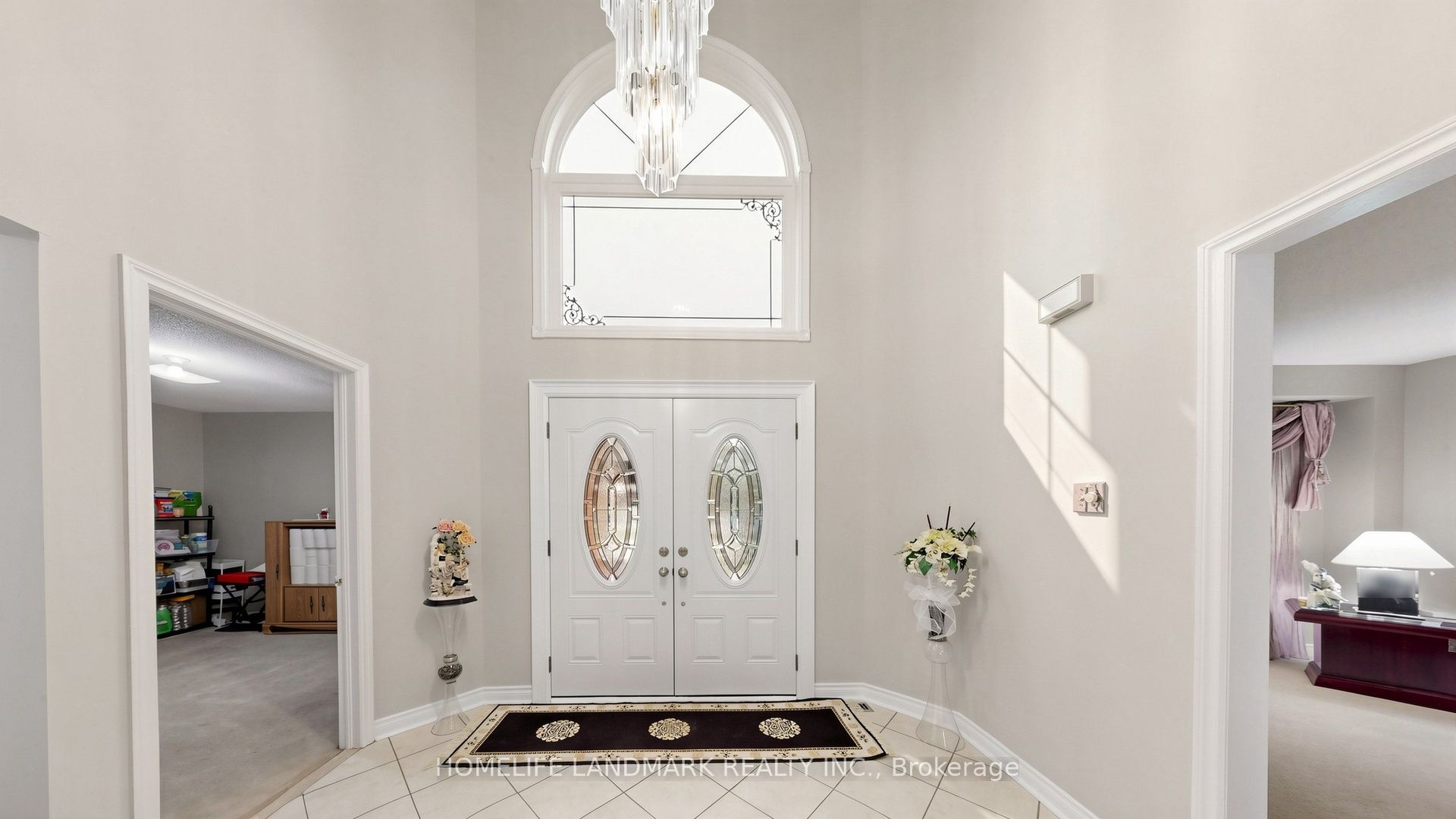 2590 Ambercroft Trail, Mississauga, ON L5M 4K3 photo 5