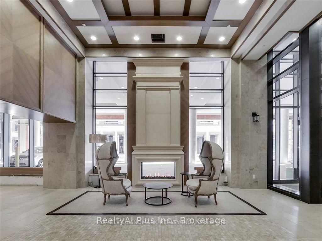 3091 Dufferin Street 710, Toronto, ON M6A 0C4 photo 2