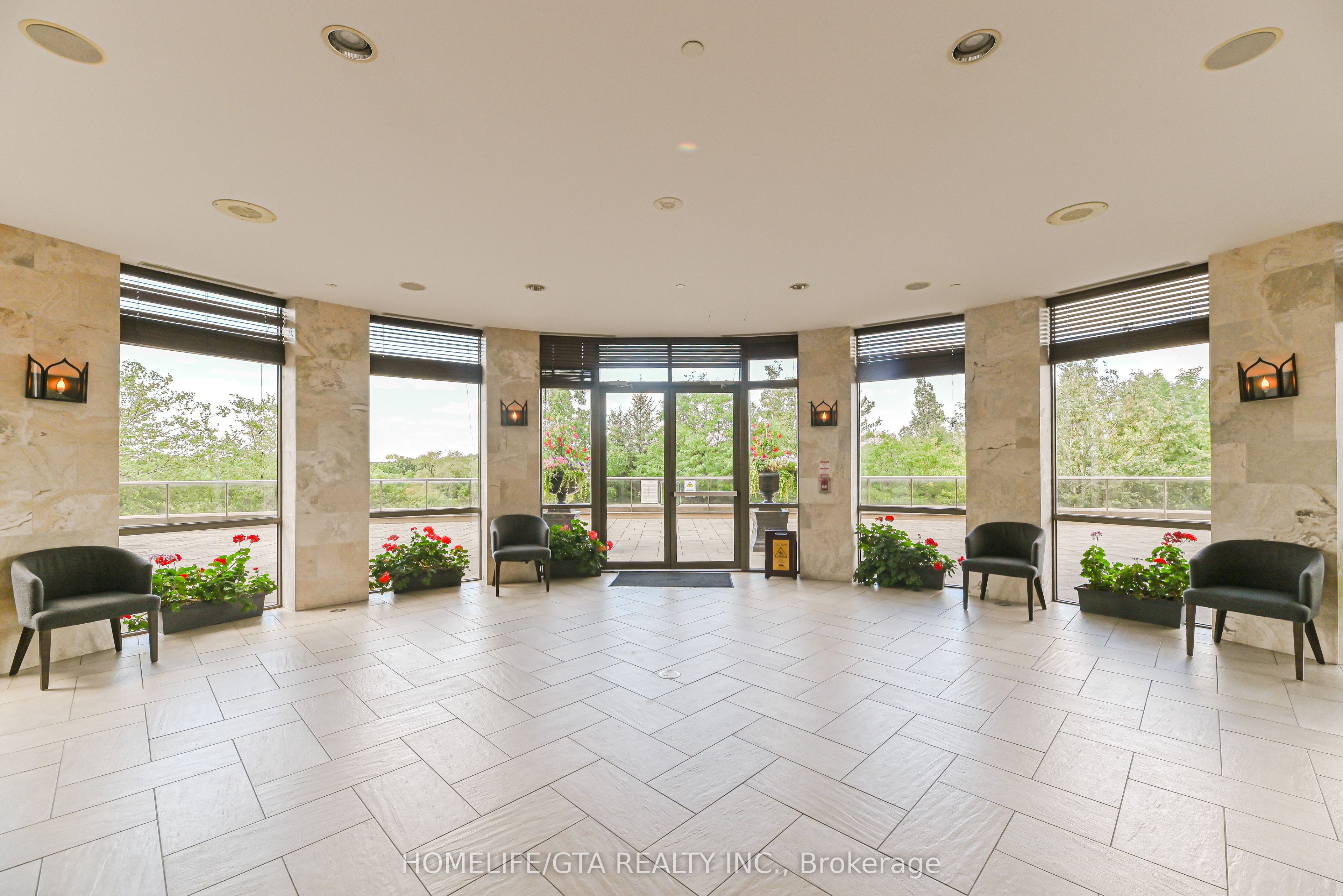710 Humberwood Boulevard 107, Toronto, ON M9W 7J5 photo 4