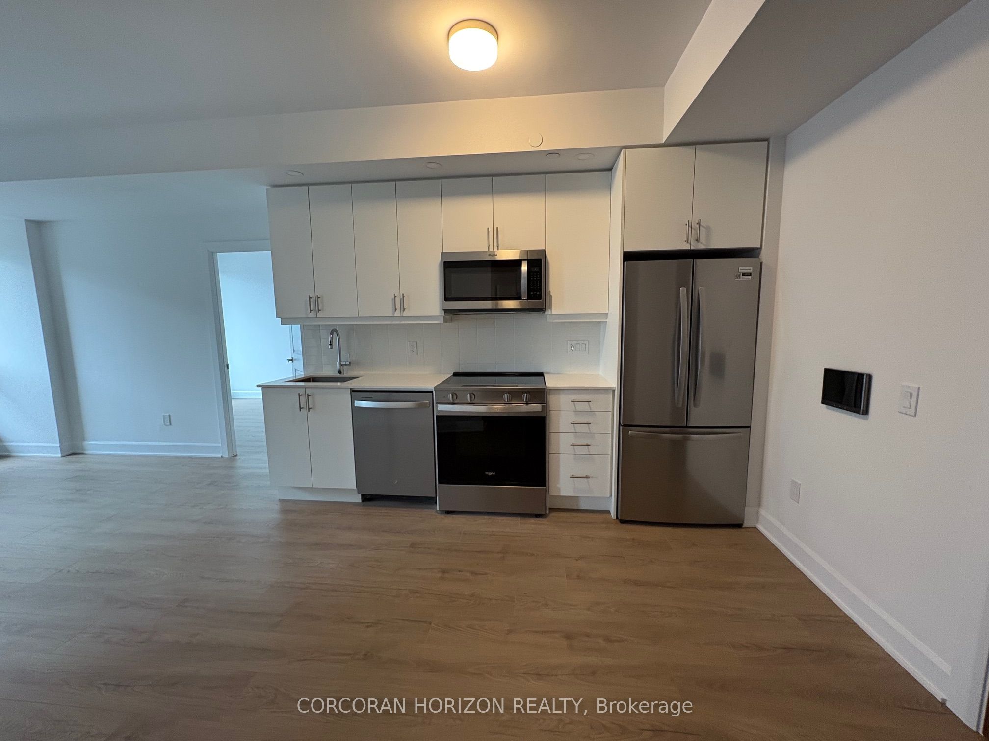 3240 William Coltson Avenue 727, Oakville, ON L6H 8C8 photo 5