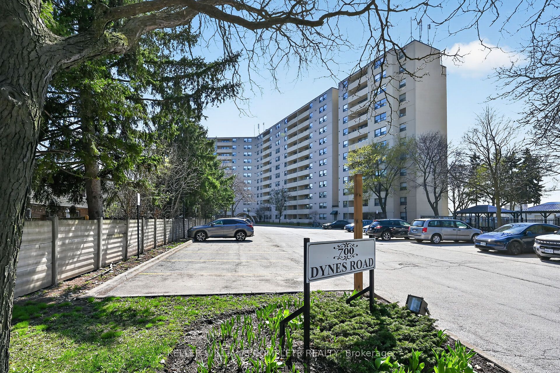 700 Dynes Road 904, Burlington, ON L7N 3M2 photo 3