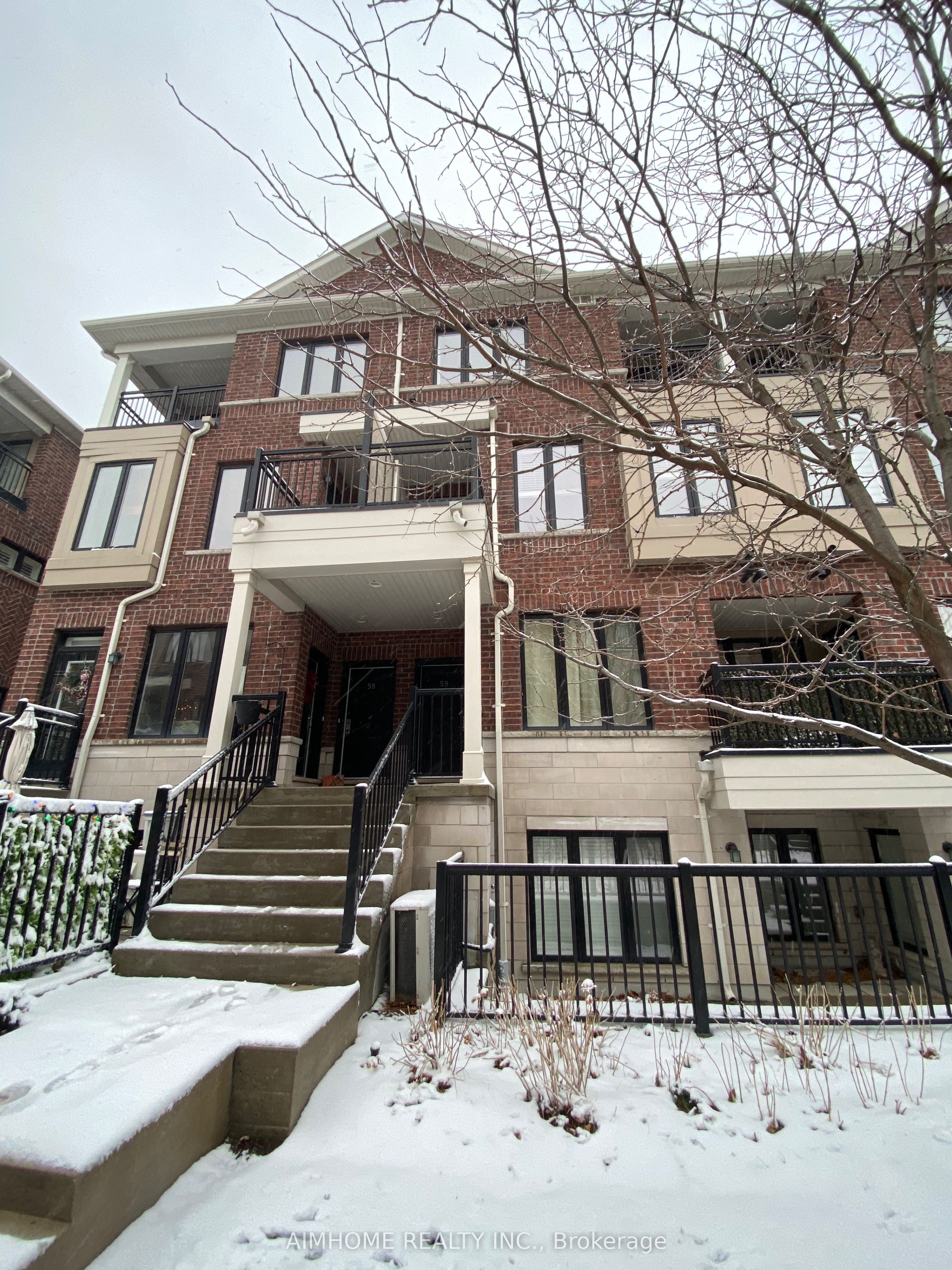130 Twenty Fourth Street 59, Toronto, ON M8V 3N7 photo 2
