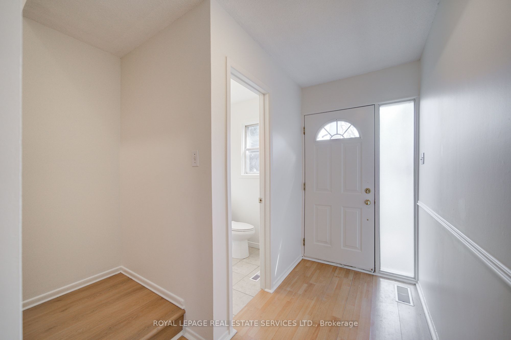 3500 Glen Erin Drive 4, Mississauga, ON L5L 1W6 photo 3