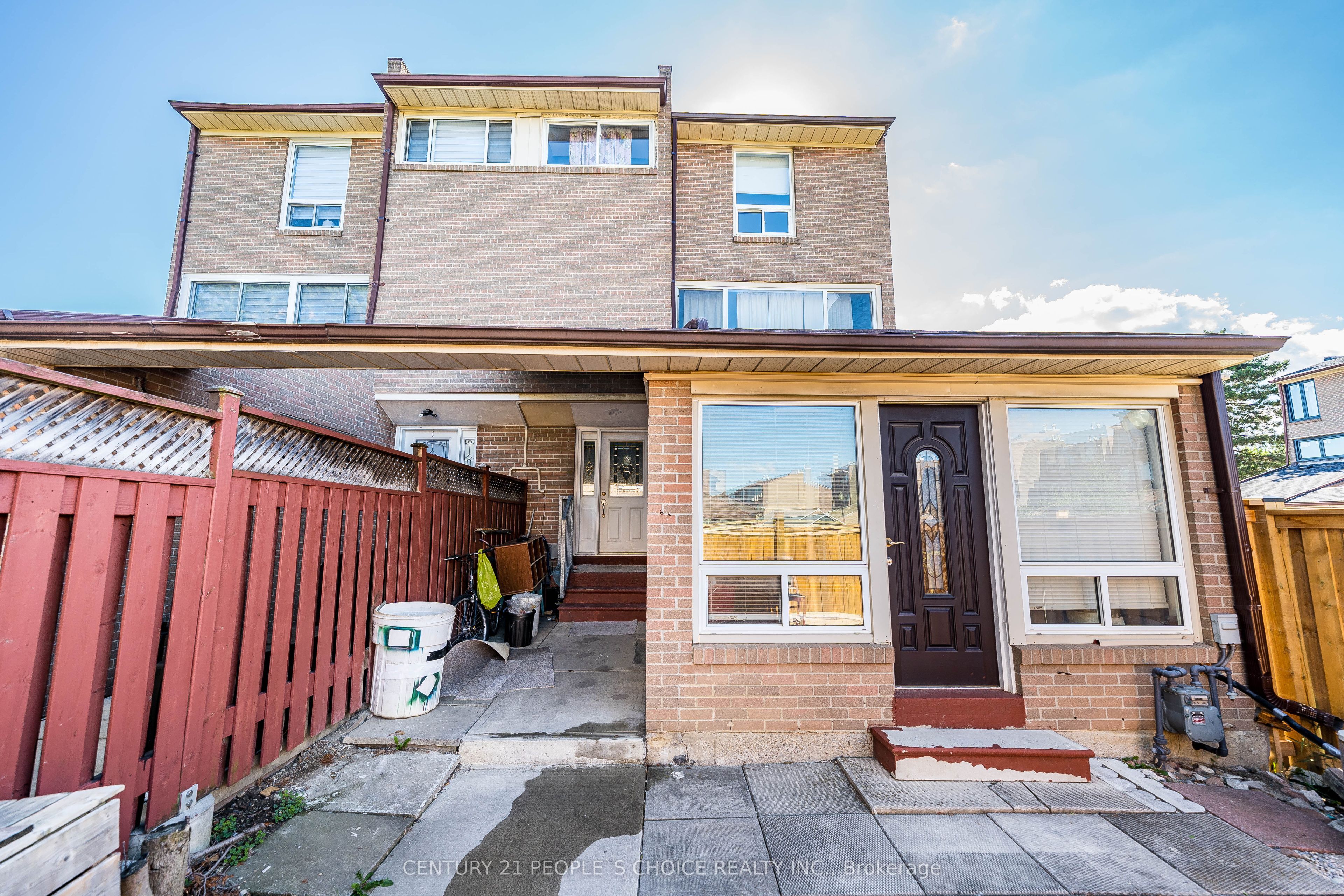 242 John Garland Boulevard 2, Toronto, ON M9V 1N8 photo 2