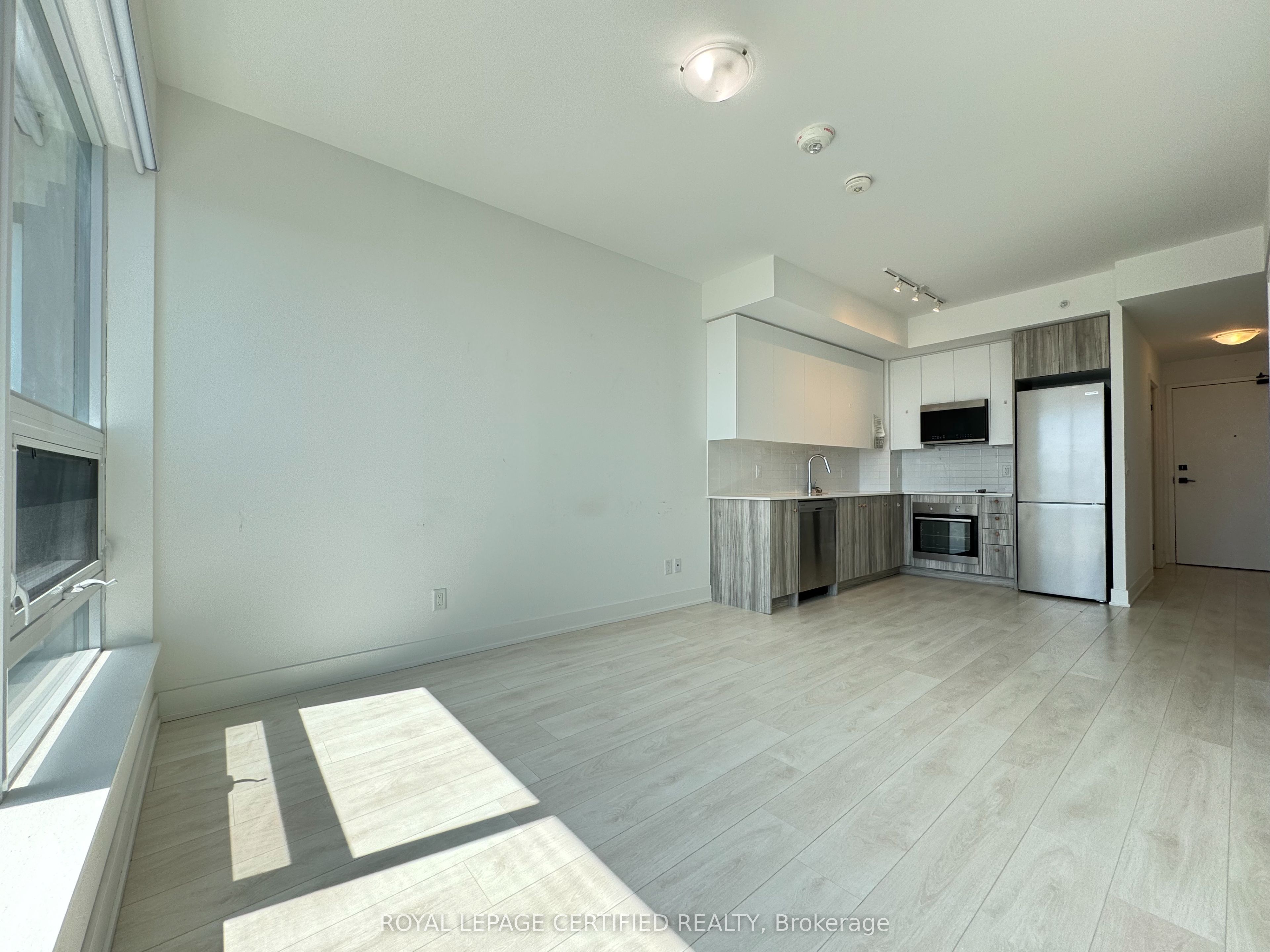2485 Taunton Road 513, Oakville, ON L6H 3R8 photo 5