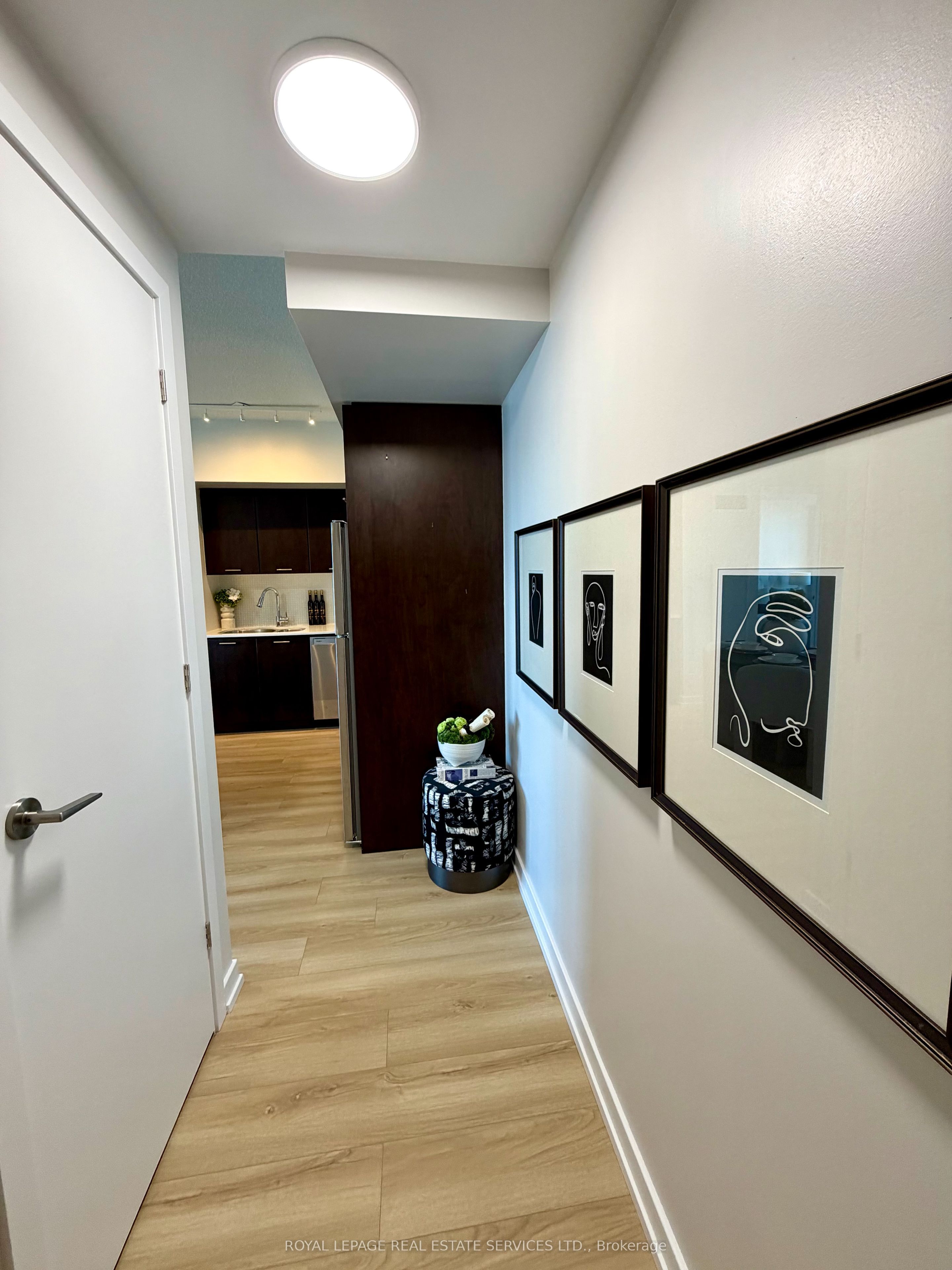 2200 Lake Shore Boulevard W 3310, Toronto, ON M8V 1A4 photo 2