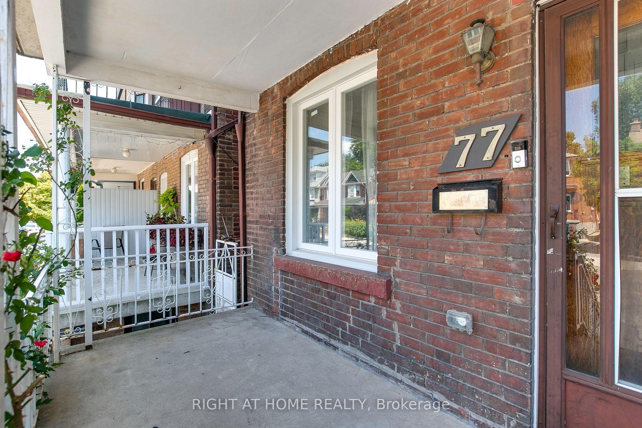 77 Lappin Avenue (Main & Upper), Toronto, ON M6H 1Y3 photo 5