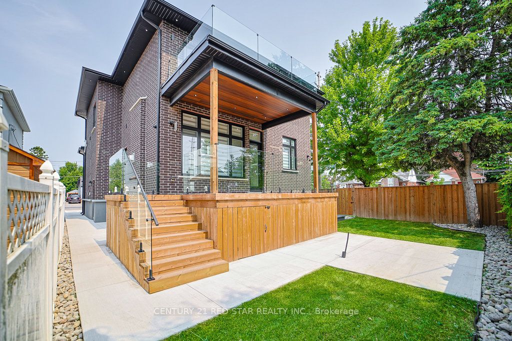 1 Frankwood Road, Toronto, ON M8Z 1Y8 photo 3
