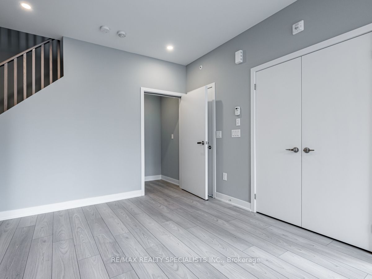3473 Widdicombe Way 14, Mississauga, ON L5L 0B8 photo 4