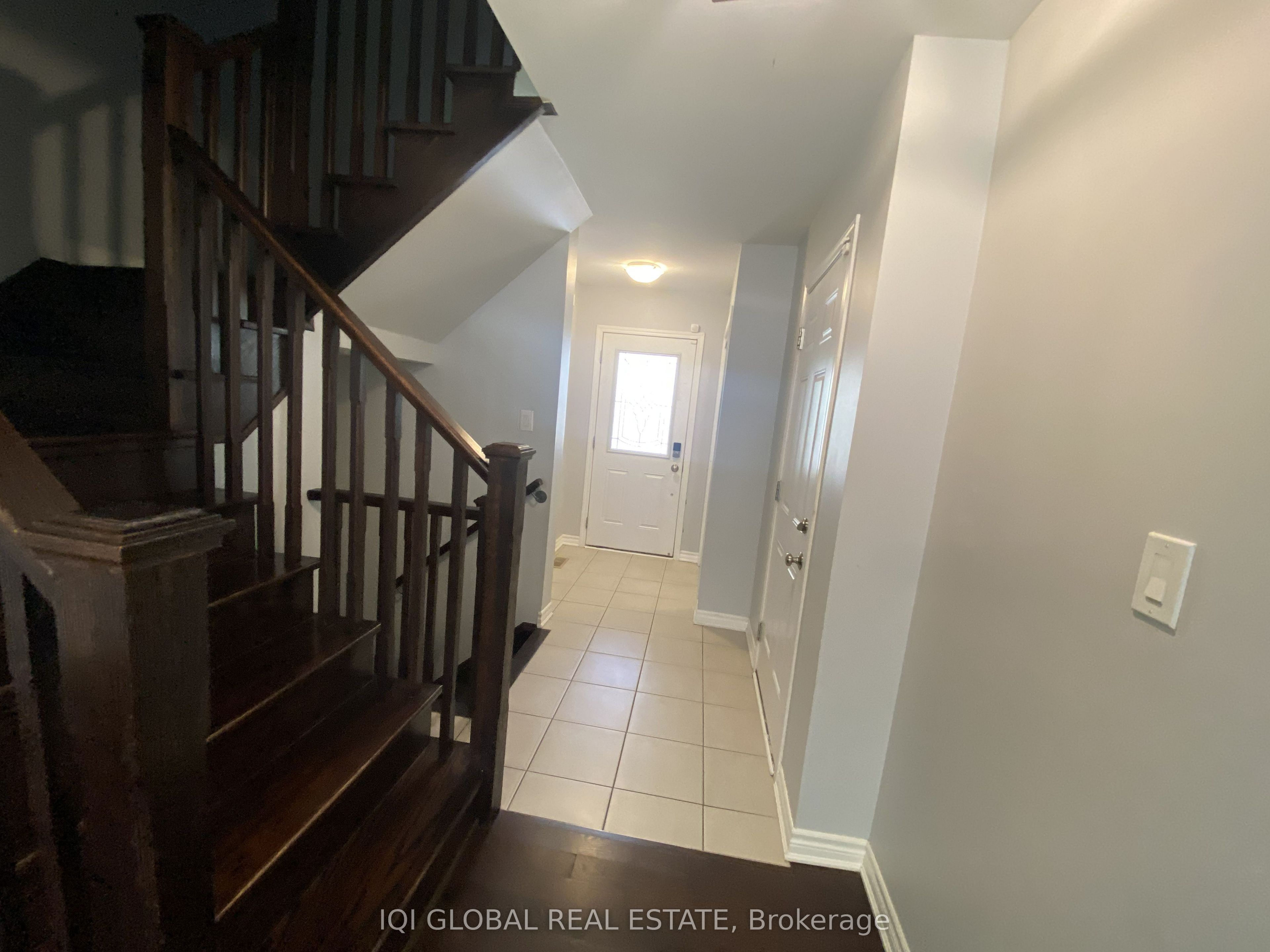 1000 Asleton Boulevard 132, Milton, ON L9T 9L2 photo 4