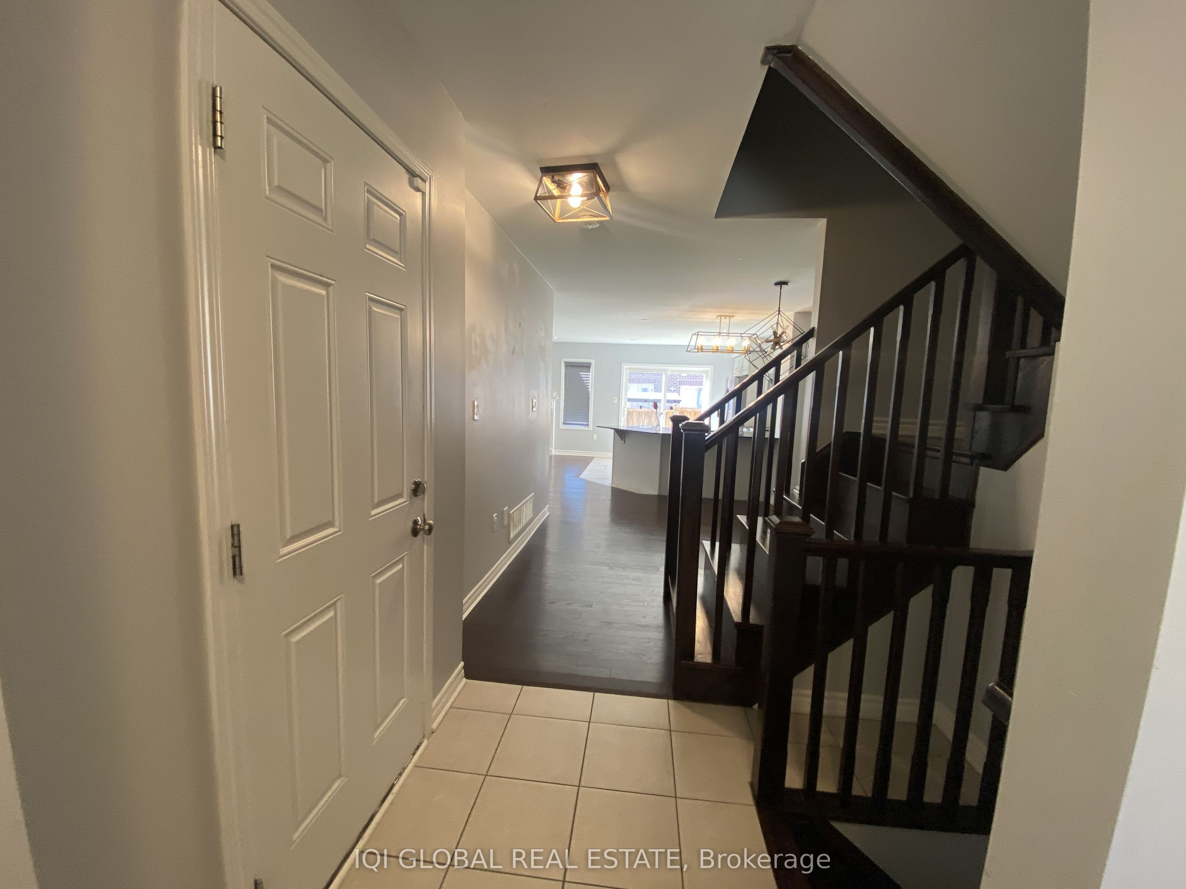 1000 Asleton Boulevard 132, Milton, ON L9T 9L2 photo 5