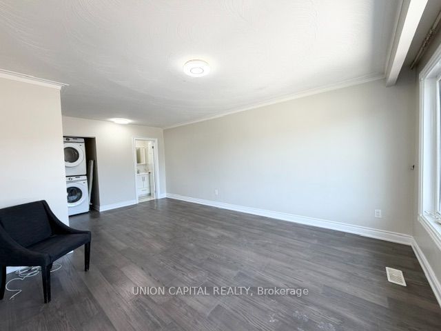 50 Dolores Road, Toronto, ON M3L 2A9 photo 3