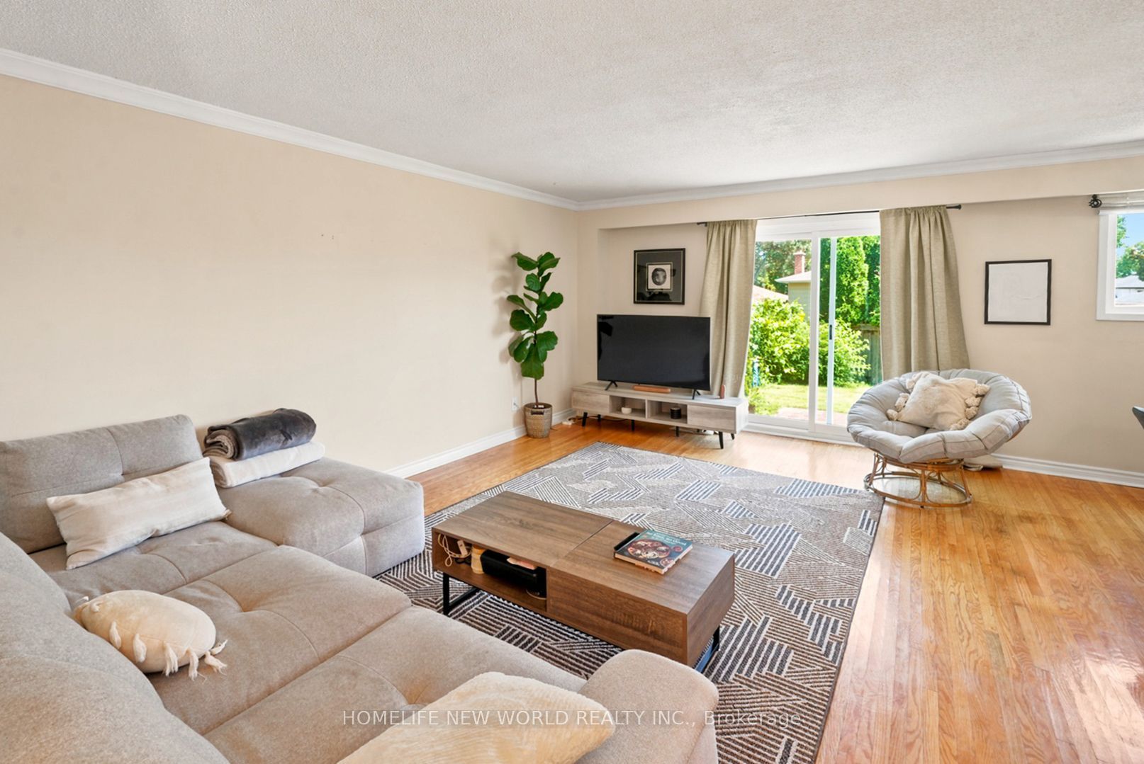 458 Appledore Crescent Upper, Mississauga, ON L5B 2L6 photo 2