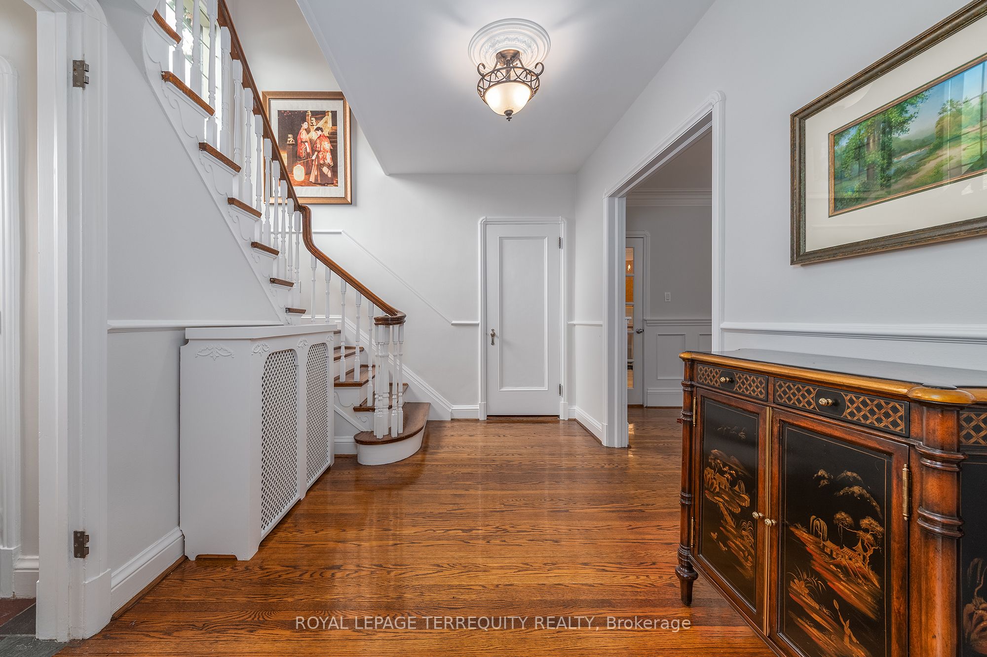223 Riverside Drive, Toronto, ON M6S 4A8 photo 5