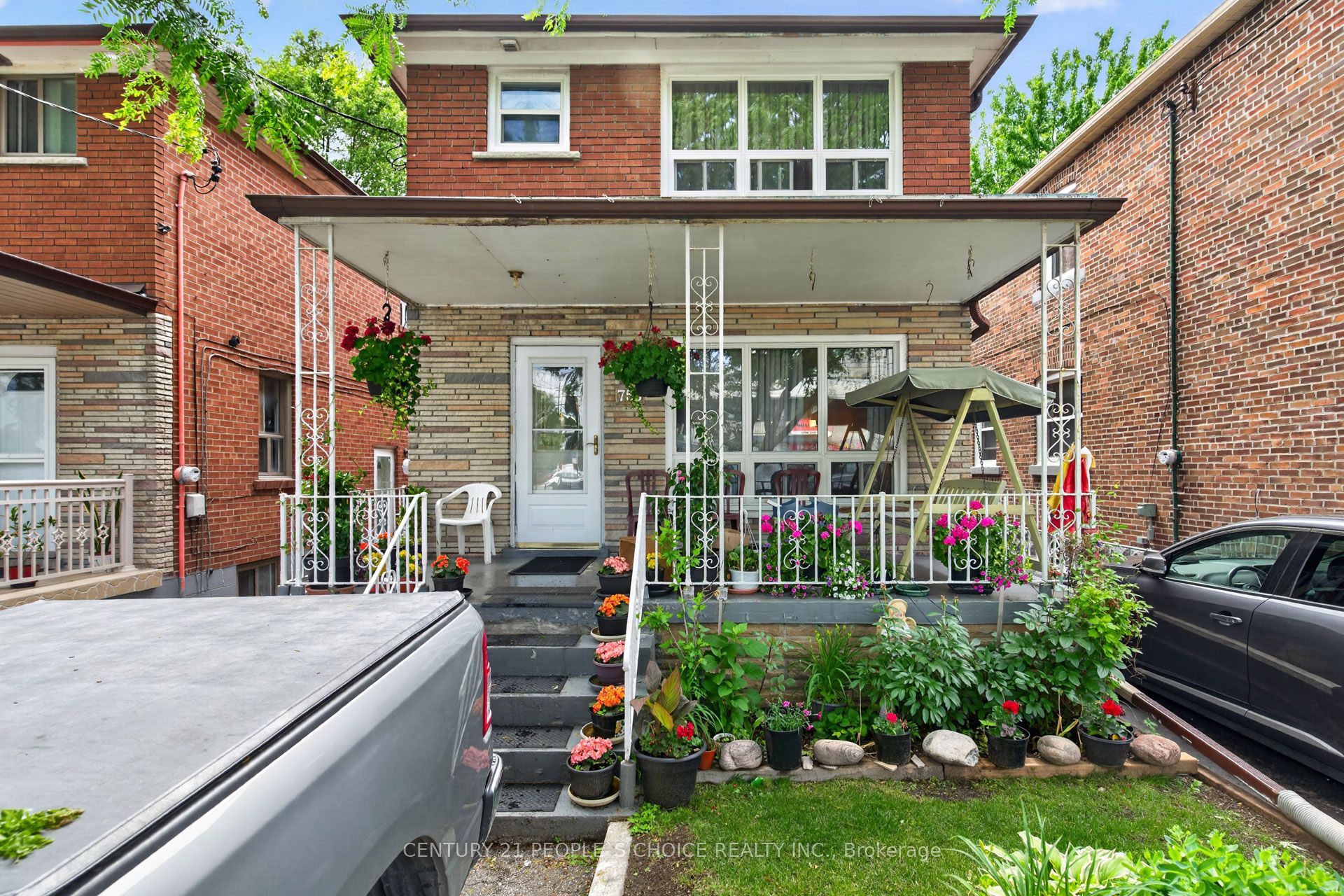 750 Jane Street, Toronto, ON M6N 4B2 photo 4