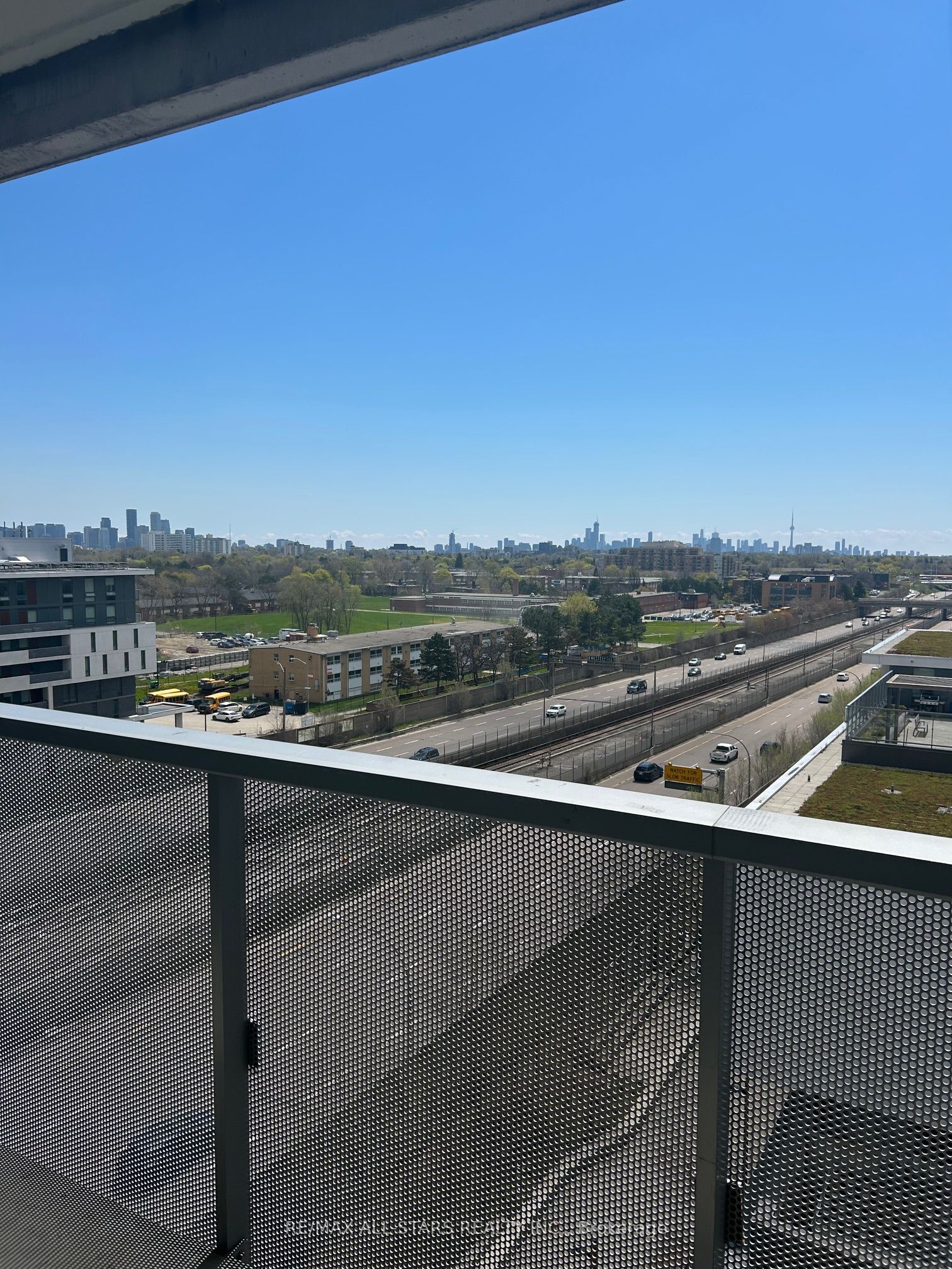 160 Flemington Road 1004, Toronto, ON M6A 1N6