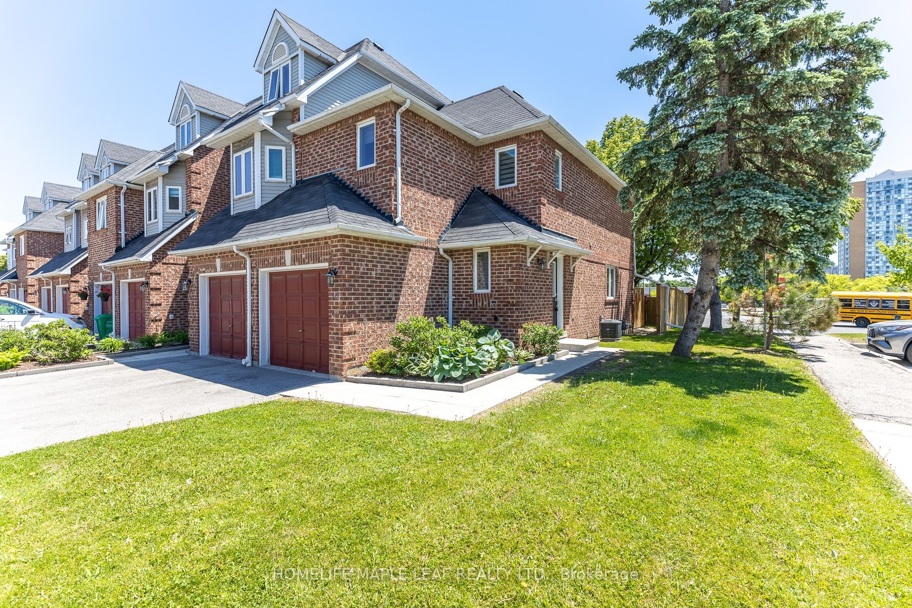 45 Bristol Road E 10, Mississauga, ON L4Z 3P5 photo 3