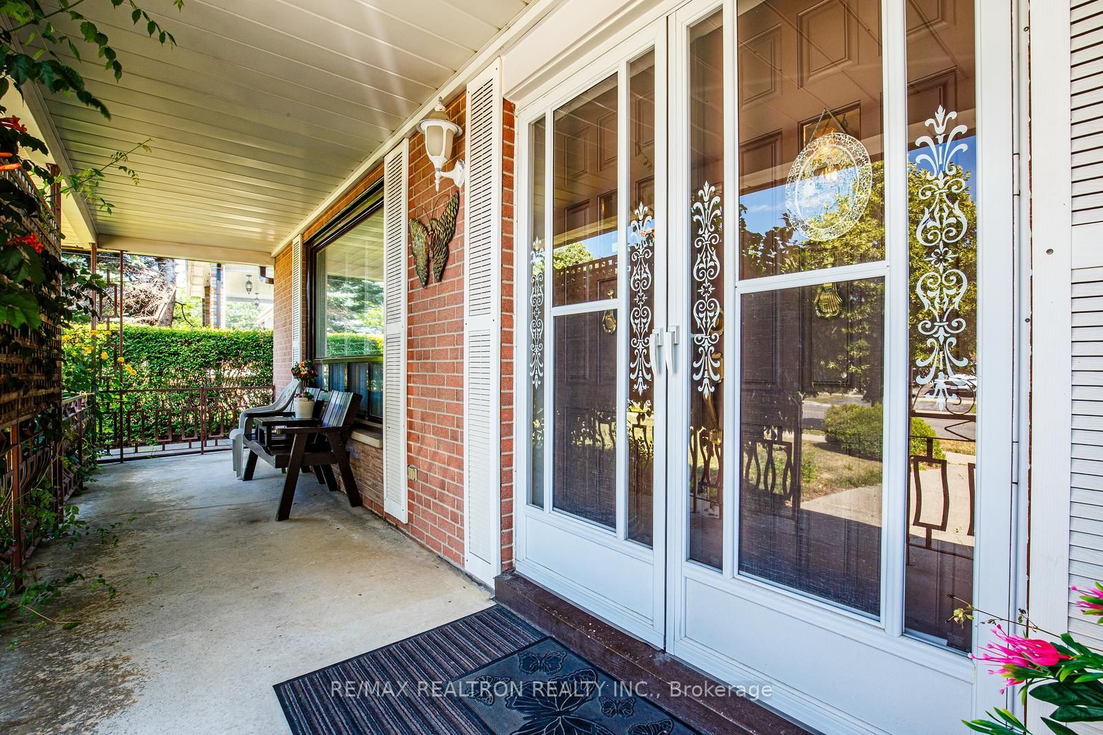 115 Hullmar Drive, Toronto, ON M3N 2E5 photo 4