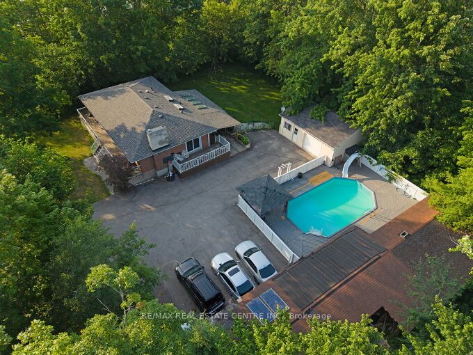 12497 Regional Road 25, Halton Hills, ON L7J 2M1