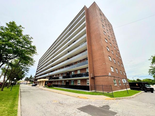 3533 Derry Road E 709, Mississauga, ON L4T 1B1