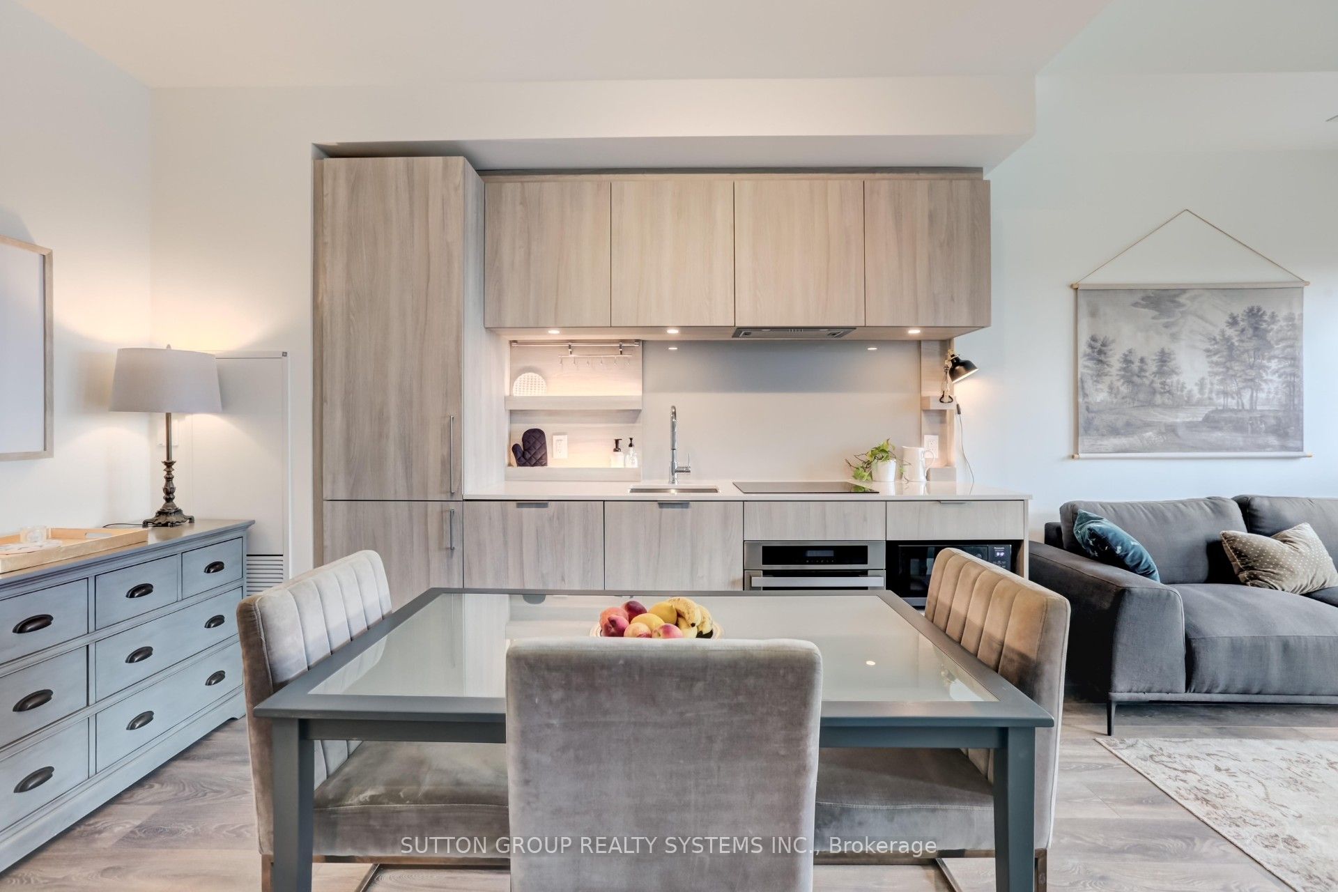 28 Ann Street 807, Mississauga, ON L5G 3G1 photo 3