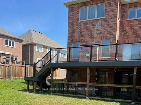 26 Montpelier Street, Brampton, ON L6Y 6A6