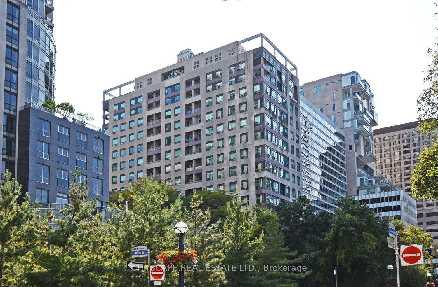 903 Bloor Street, Toronto, ON M5S 1M8 photo 3